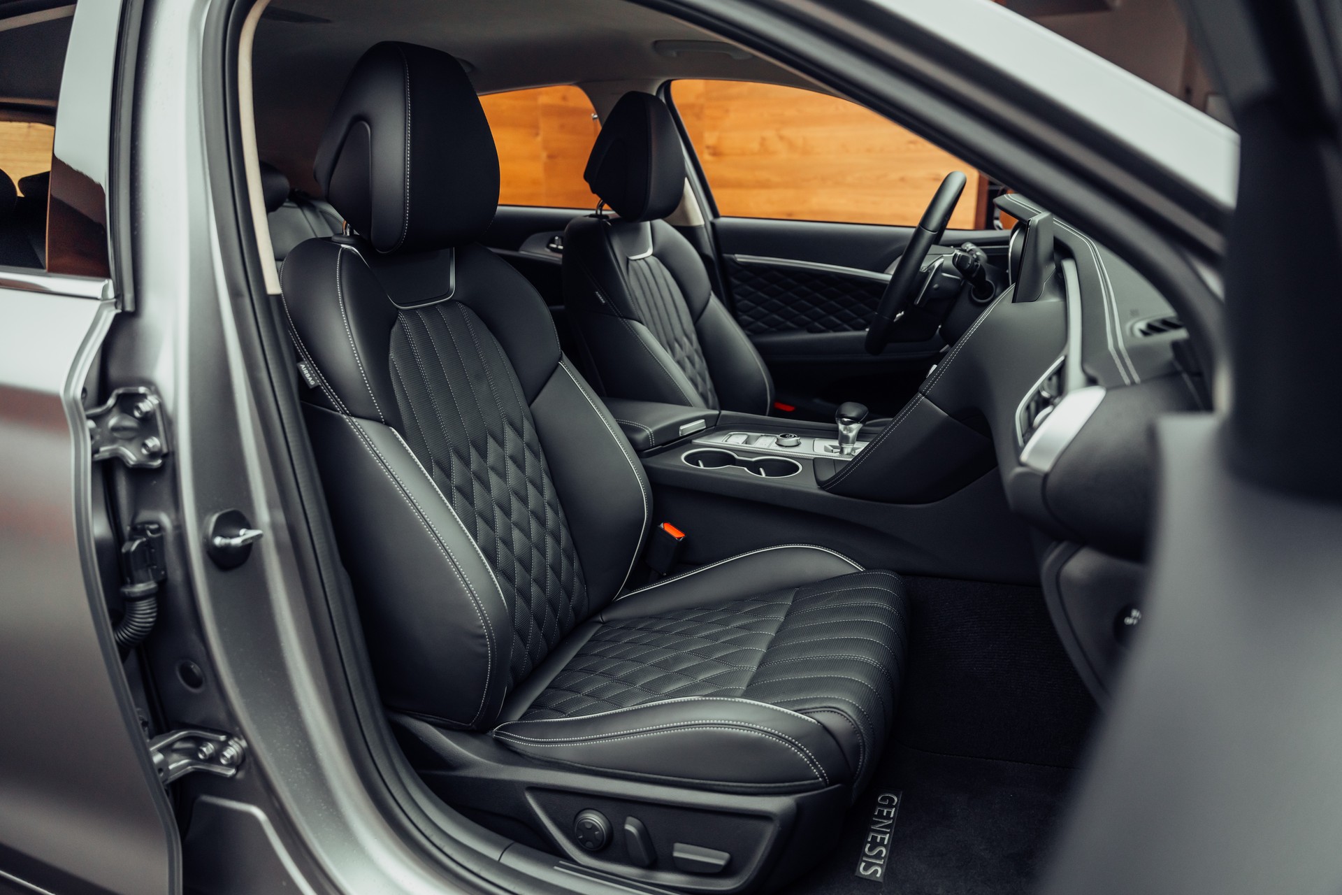 GENESIS G70 Shooting Brake 2.2 CRDI Sport AT8 AWD-image-6
