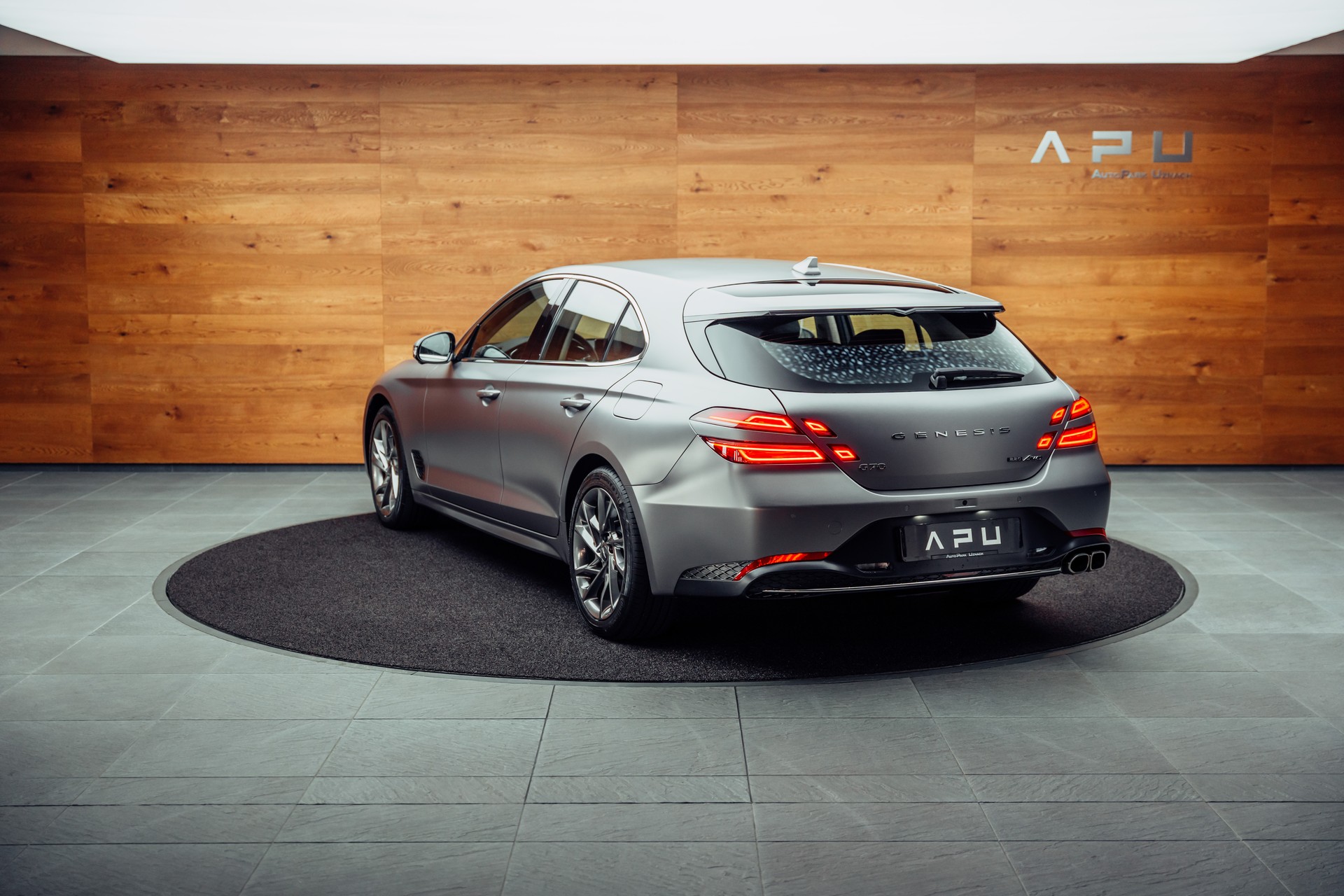 GENESIS G70 Shooting Brake 2.2 CRDI Sport AT8 AWD-showroom-element-2