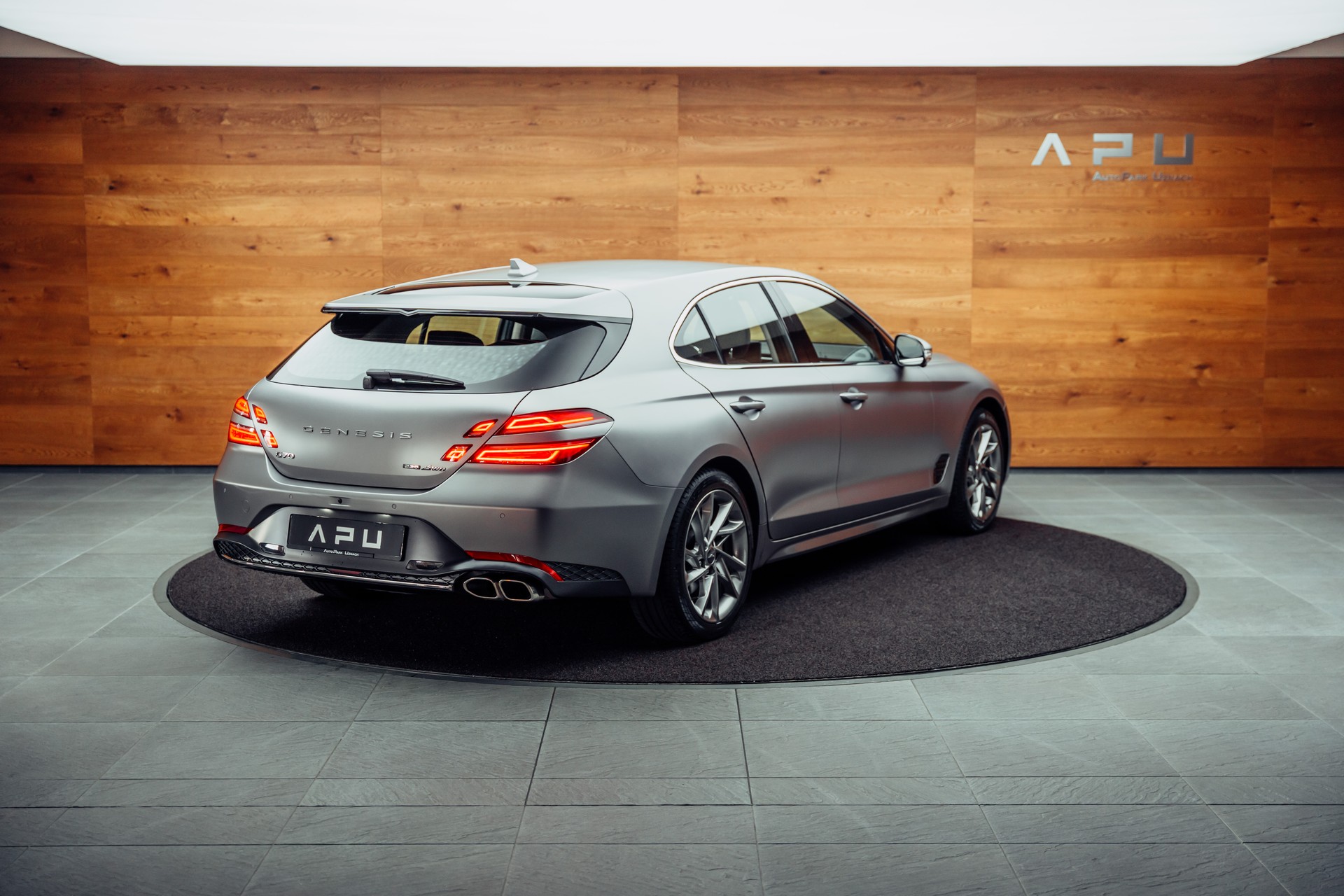 GENESIS G70 Shooting Brake 2.2 CRDI Sport AT8 AWD-showroom-element-1