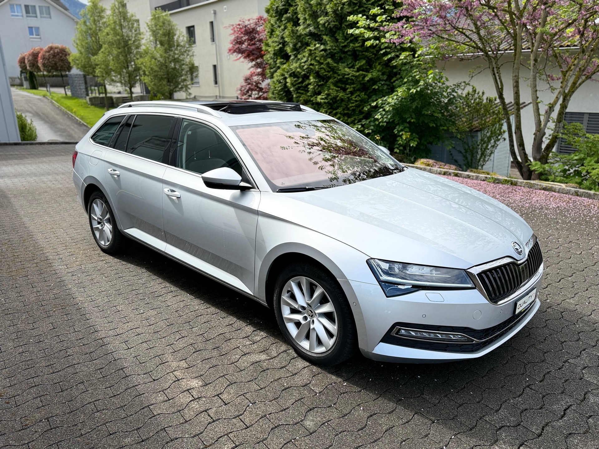 SKODA Superb Combi 2.0 TDi Style 4x4 DSG