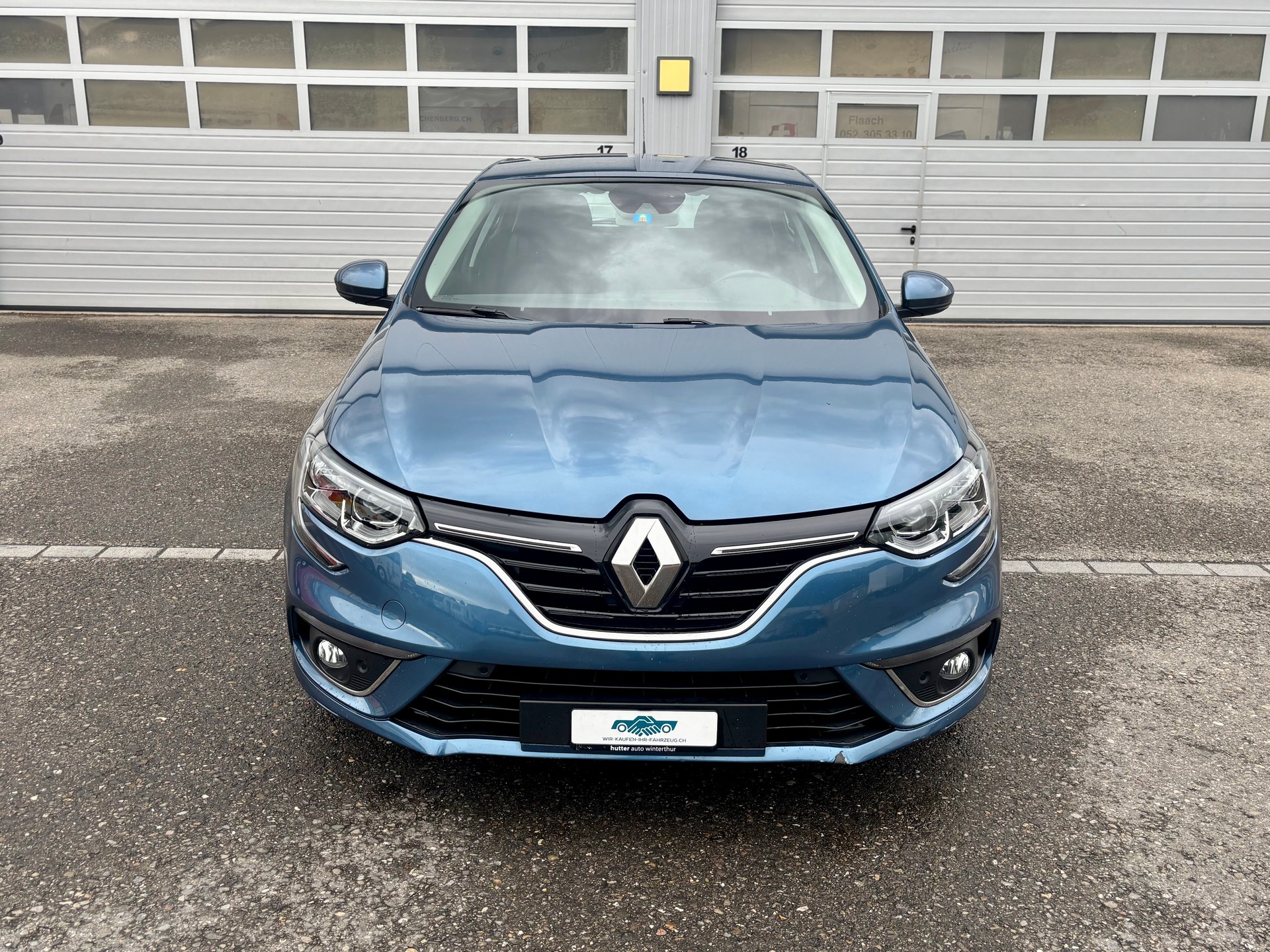 RENAULT Mégane 1.2 16V Turbo Zen EDC-showroom-element-1