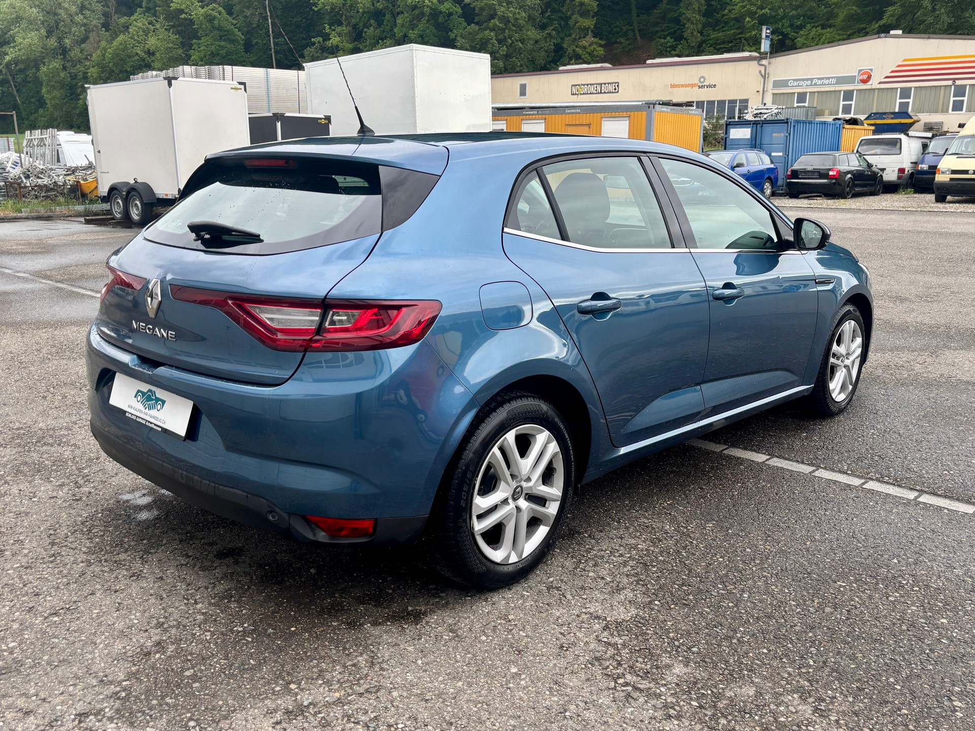 RENAULT Mégane 1.2 16V Turbo Zen EDC-showroom-element-3