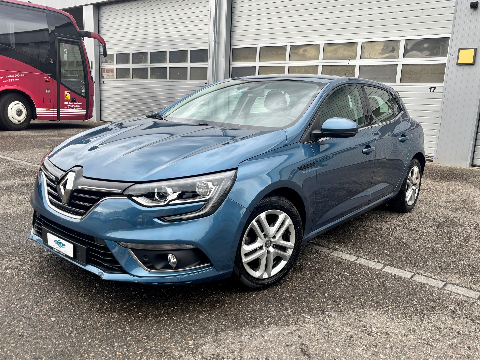RENAULT Mégane 1.2 16V Turbo Zen EDC