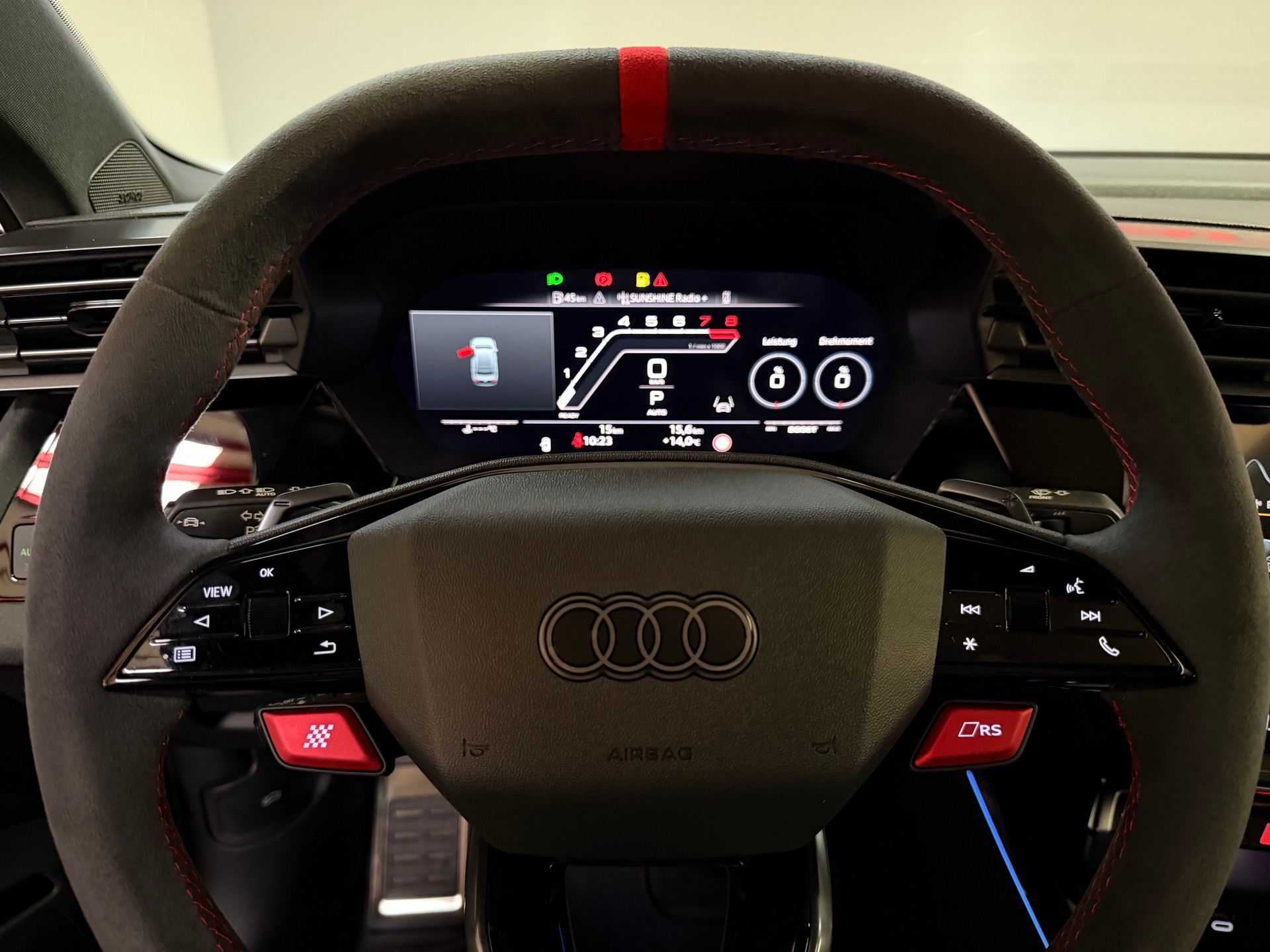 AUDI RS3 Limousine 2.5 TSI quattro S-tronic-image-25