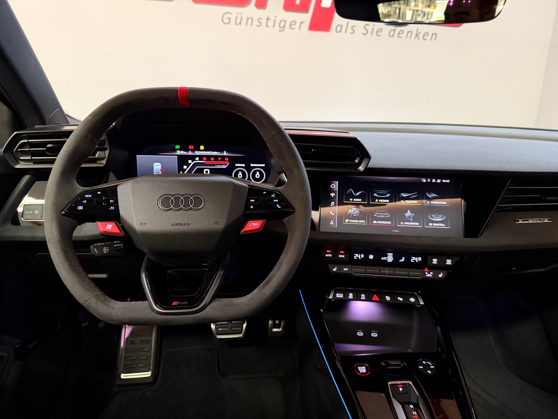 AUDI RS3 Limousine 2.5 TSI quattro S-tronic-image-20