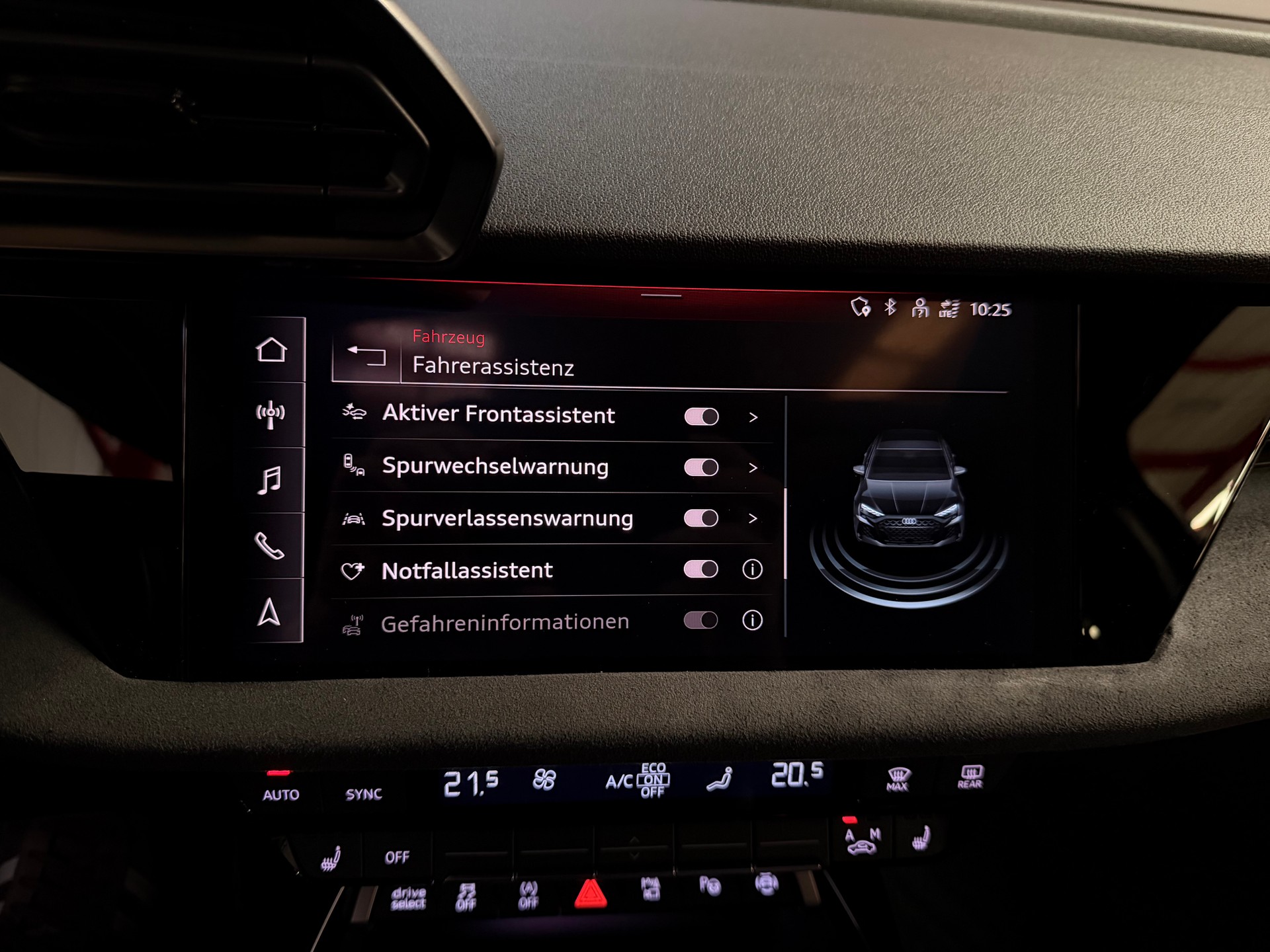 AUDI RS3 Limousine 2.5 TSI quattro S-tronic-image-34