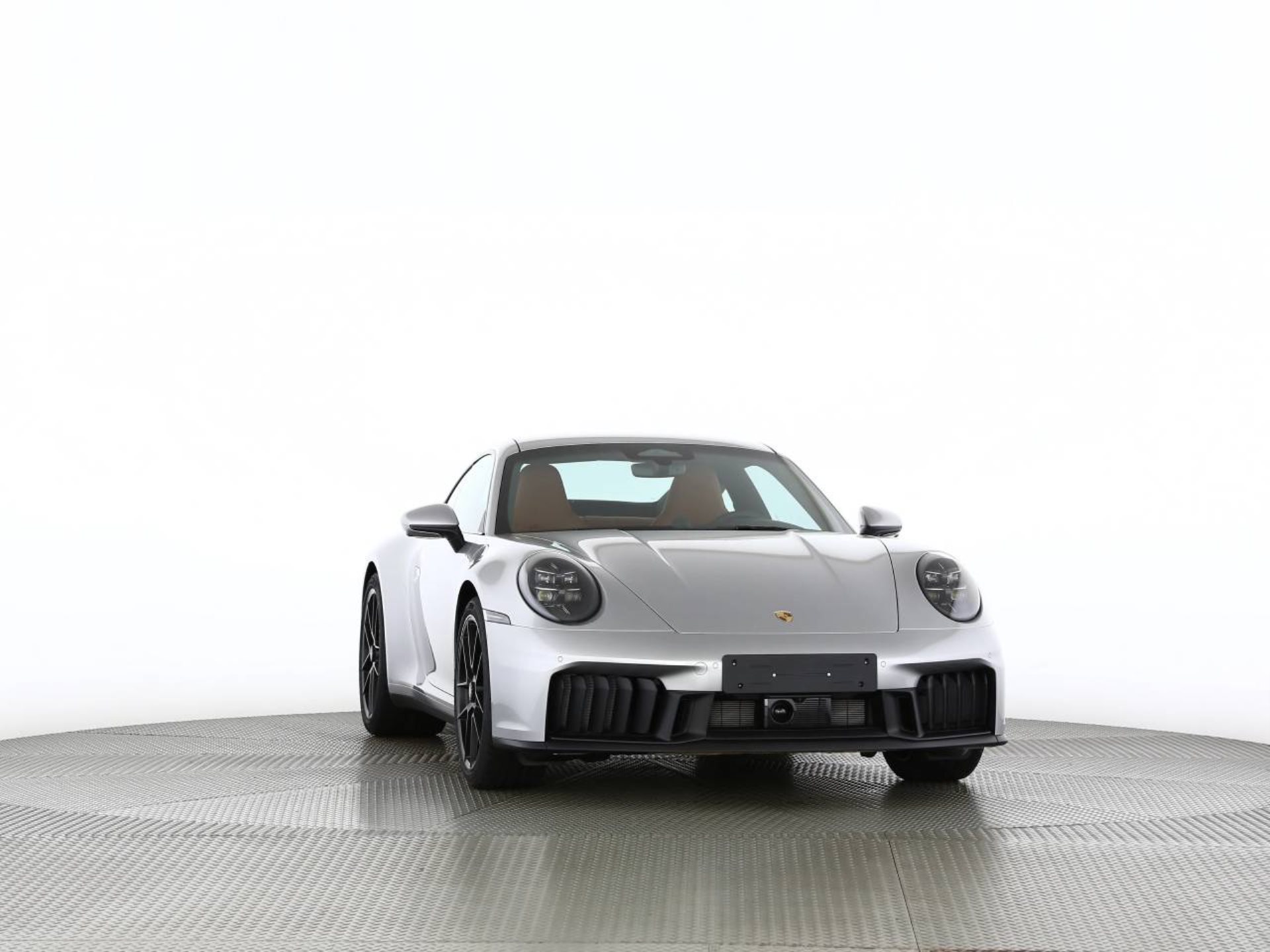 PORSCHE 911 Carrera GTS-image-19