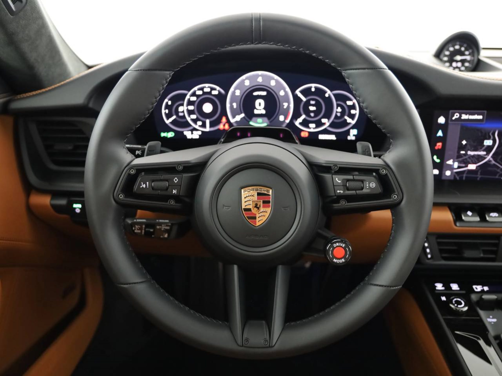 PORSCHE 911 Carrera GTS-image-27