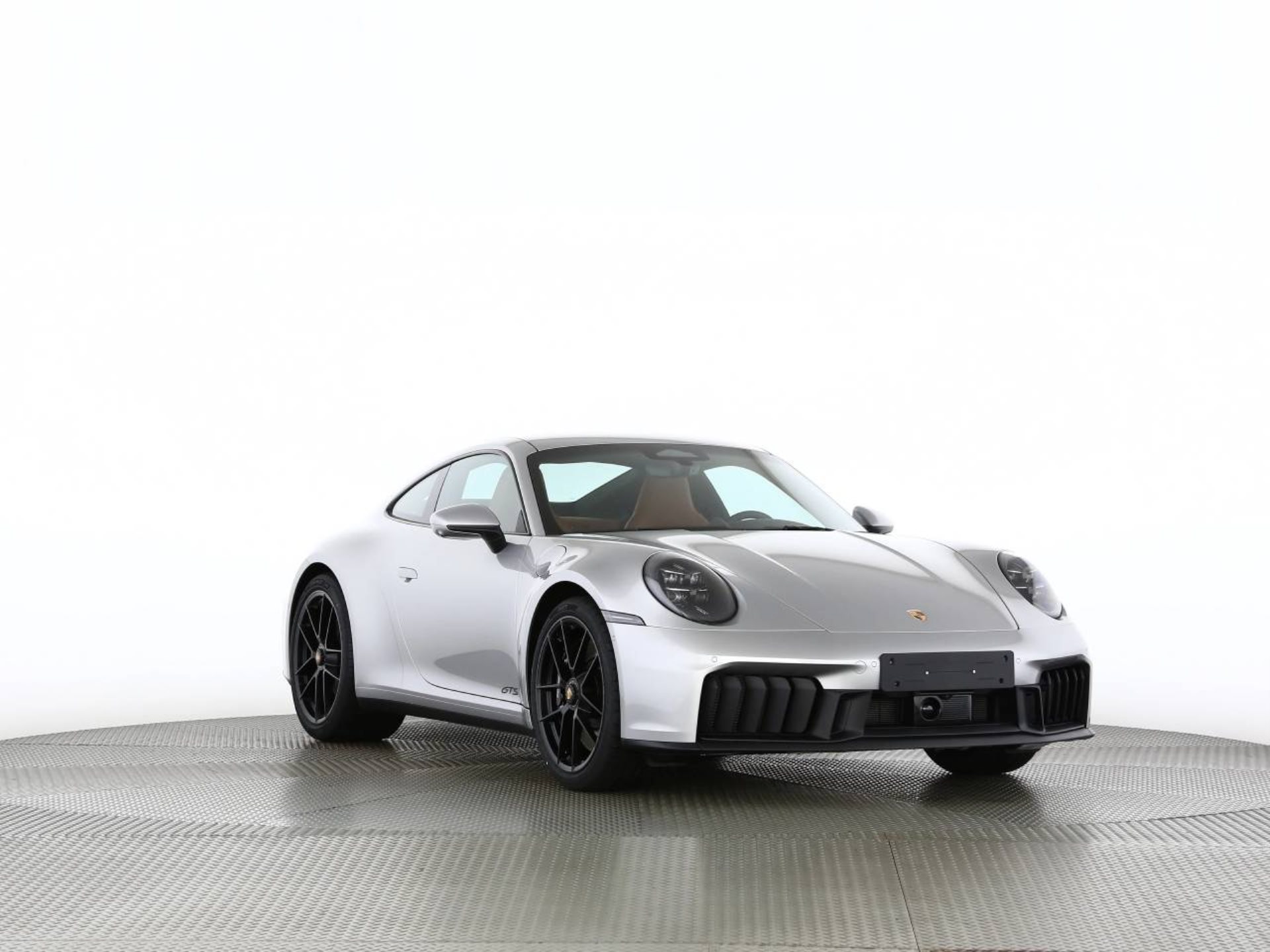 PORSCHE 911 Carrera GTS-image-20