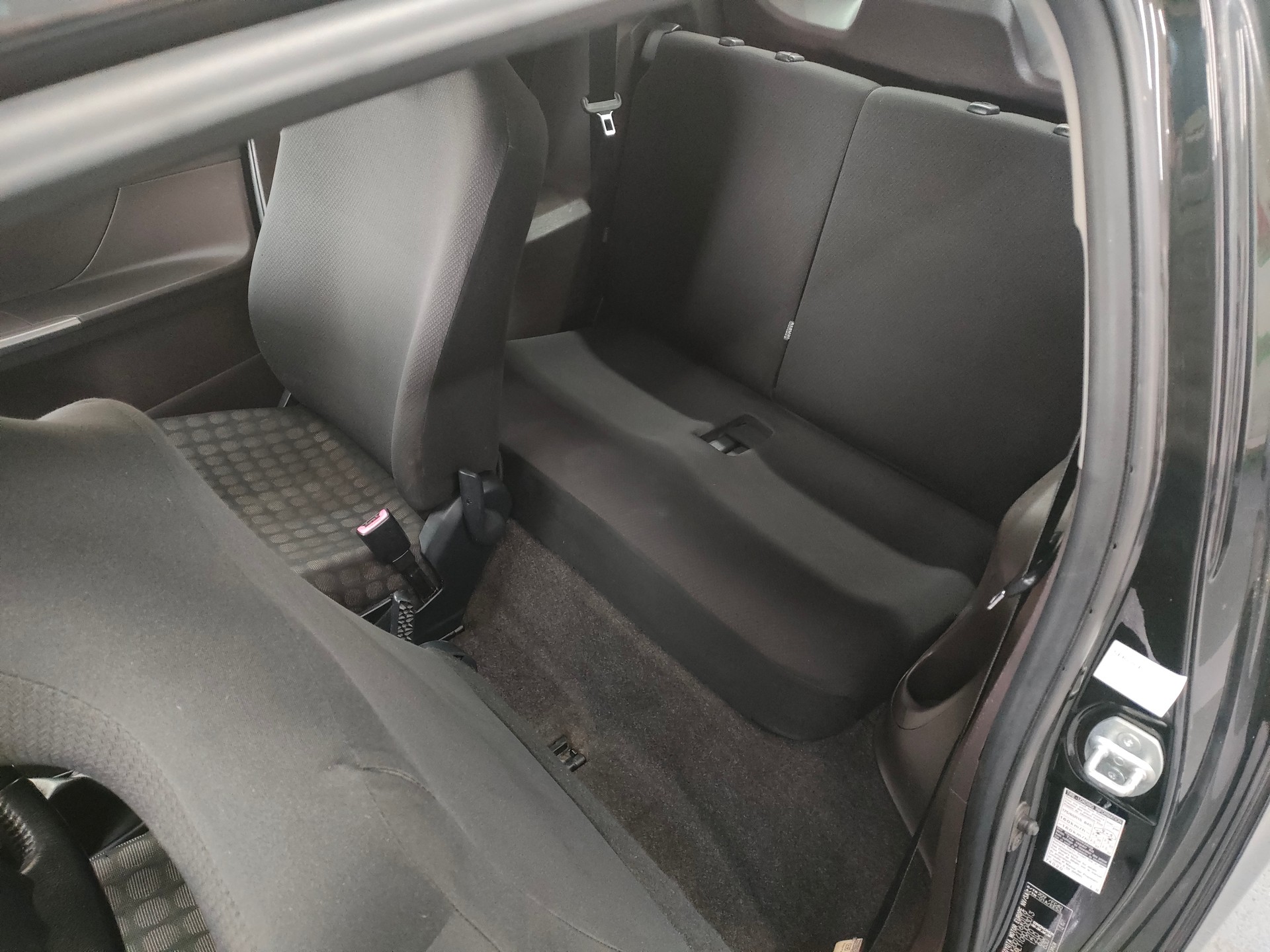 TOYOTA iQ 1.0 VVT-i Linea Terra-image-11