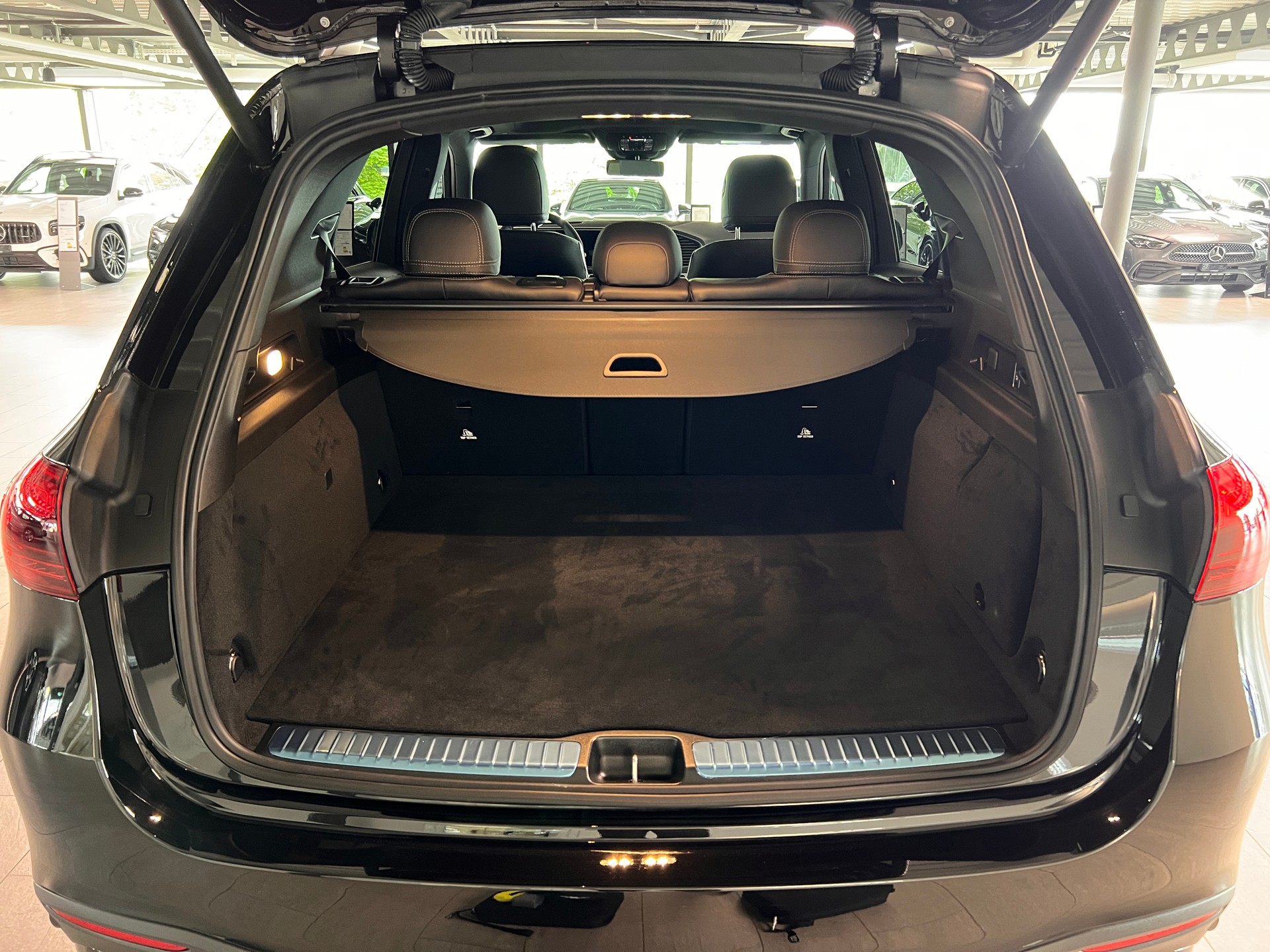 MERCEDES-BENZ GLE 400 e EQ Hybrid 4Matic 9G-Tronic EQ Star-image-6