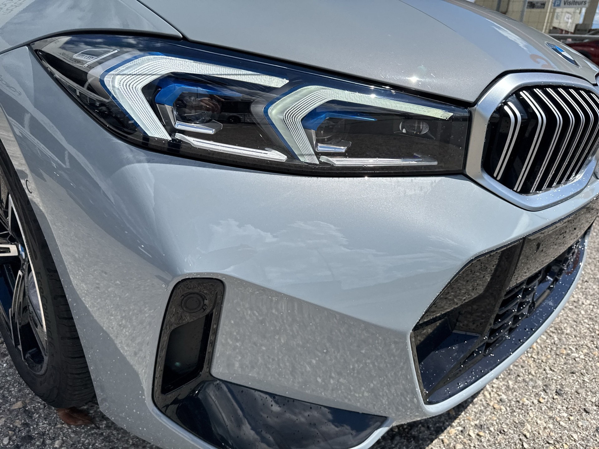 BMW 320d xDrive 48V Touring Steptronic M Sport-image-17