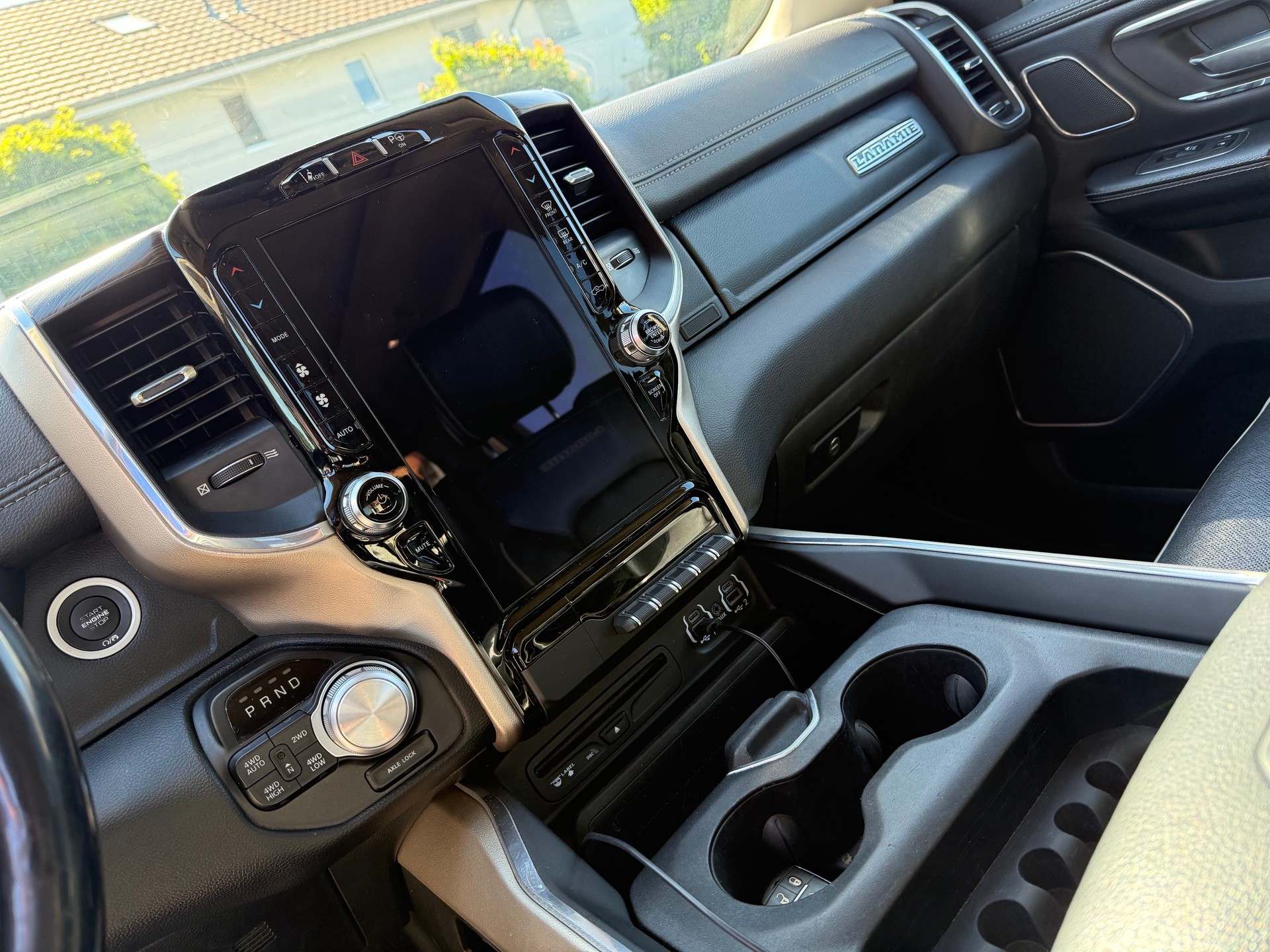 DODGE RAM 5.7 Hemi "Laramie"-image-8
