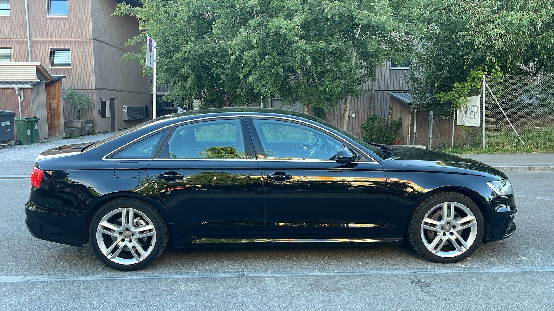 AUDI A6 Limousine 3.0 TFSI V6 quattro S-tronic S-Line-image-4