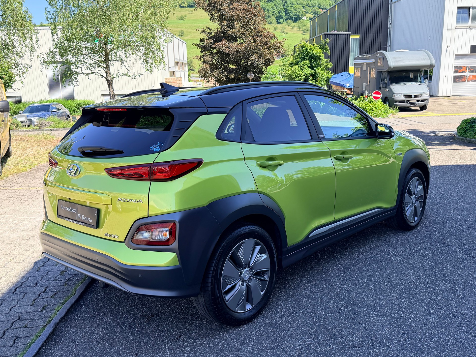 HYUNDAI Kona EV Vertex-showroom-element-2