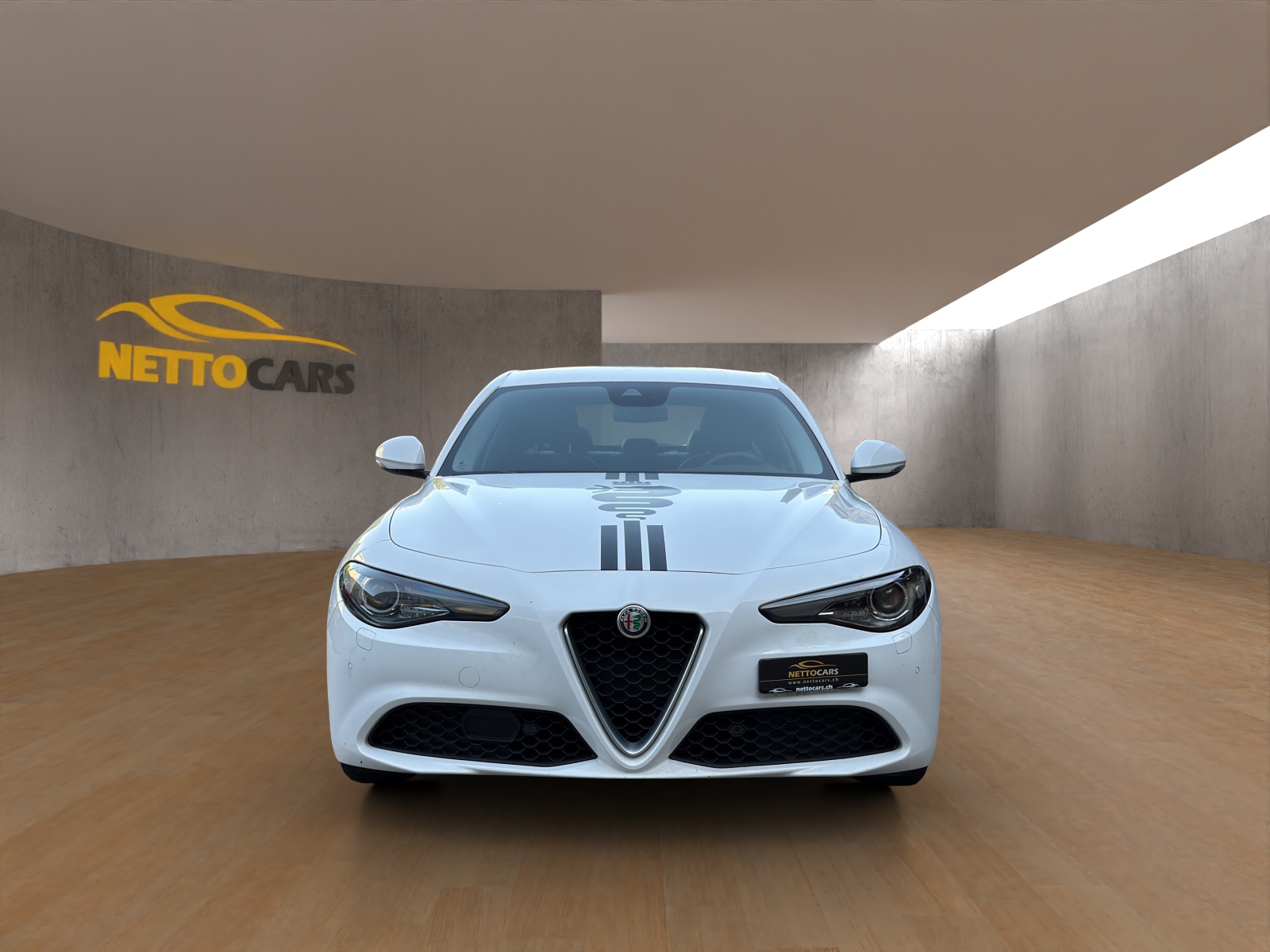 ALFA ROMEO Giulia 2.2 JTDM Super Automatic-showroom-element-2