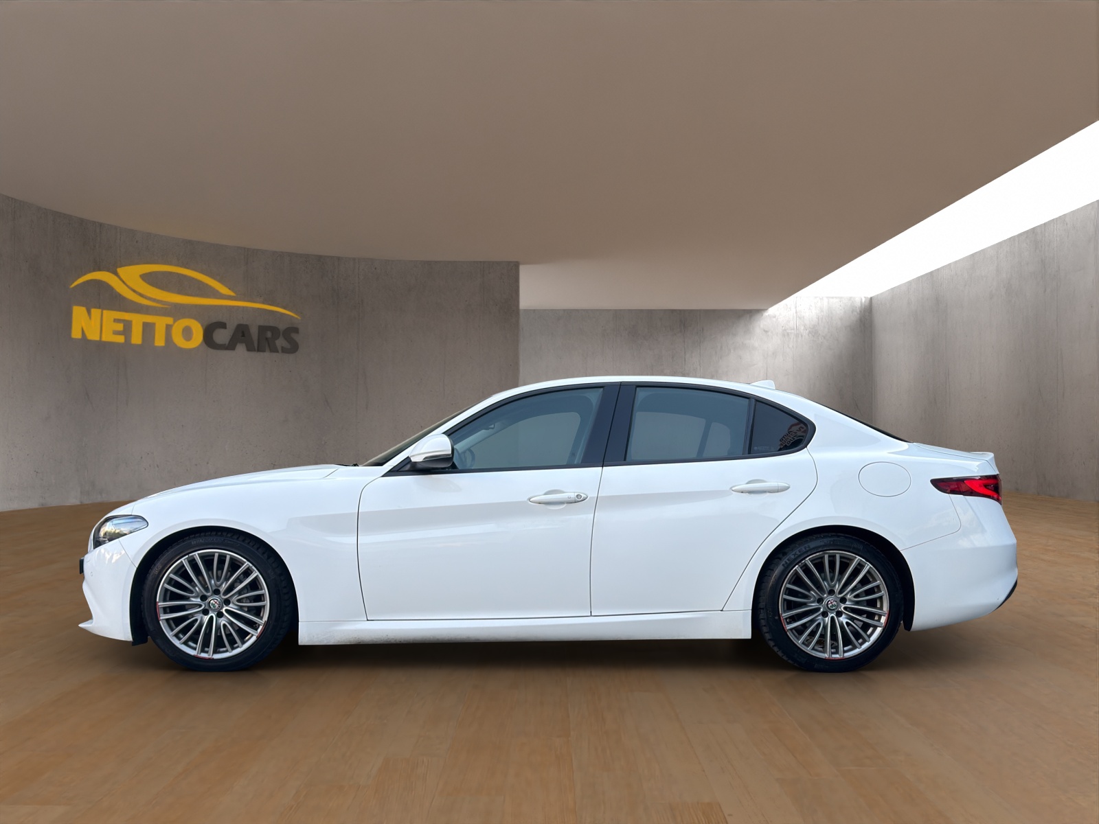 ALFA ROMEO Giulia 2.2 JTDM Super Automatic-image-4