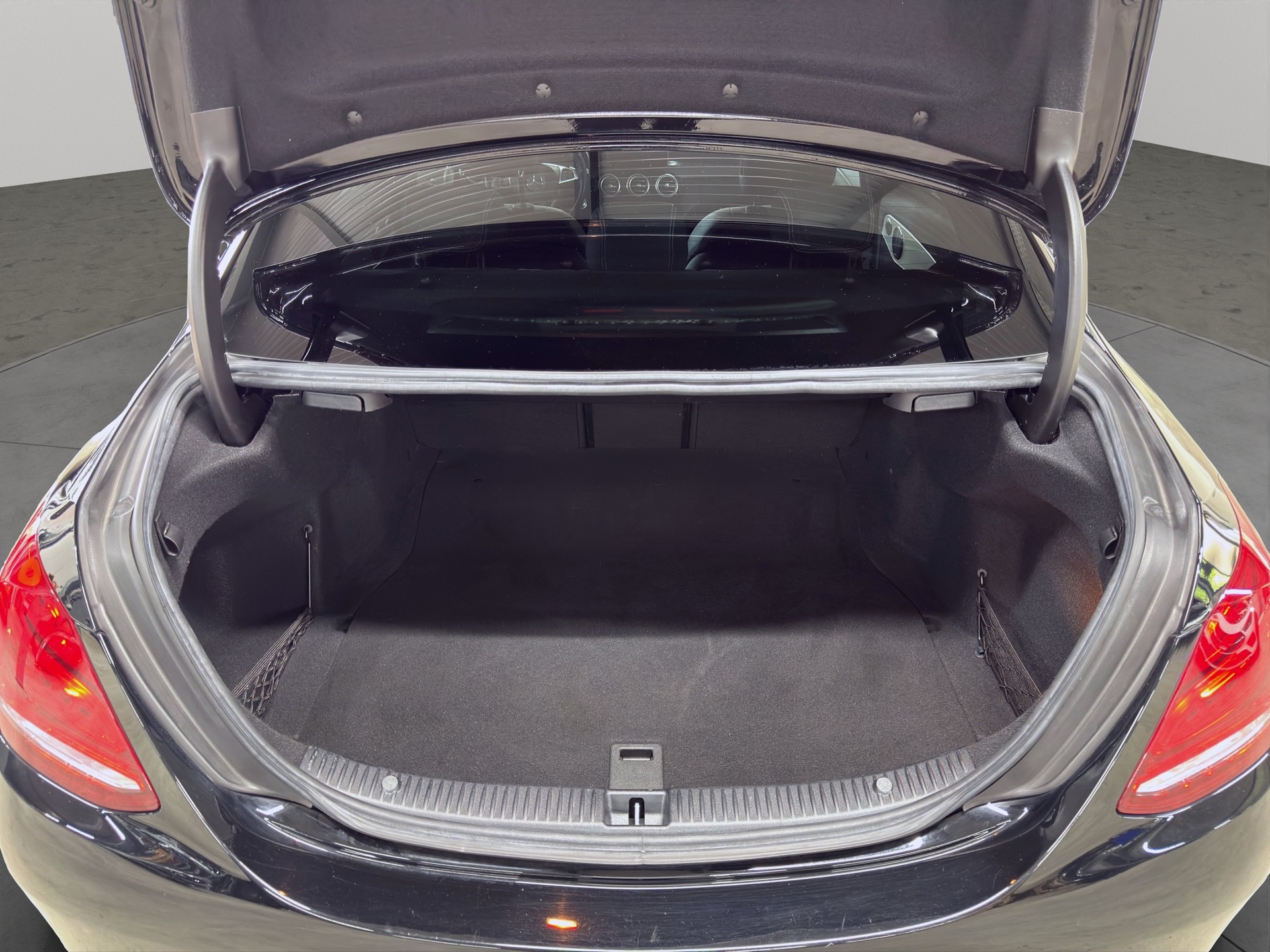 MERCEDES-BENZ C 300 AMG Line 7G-Tronic-image-25