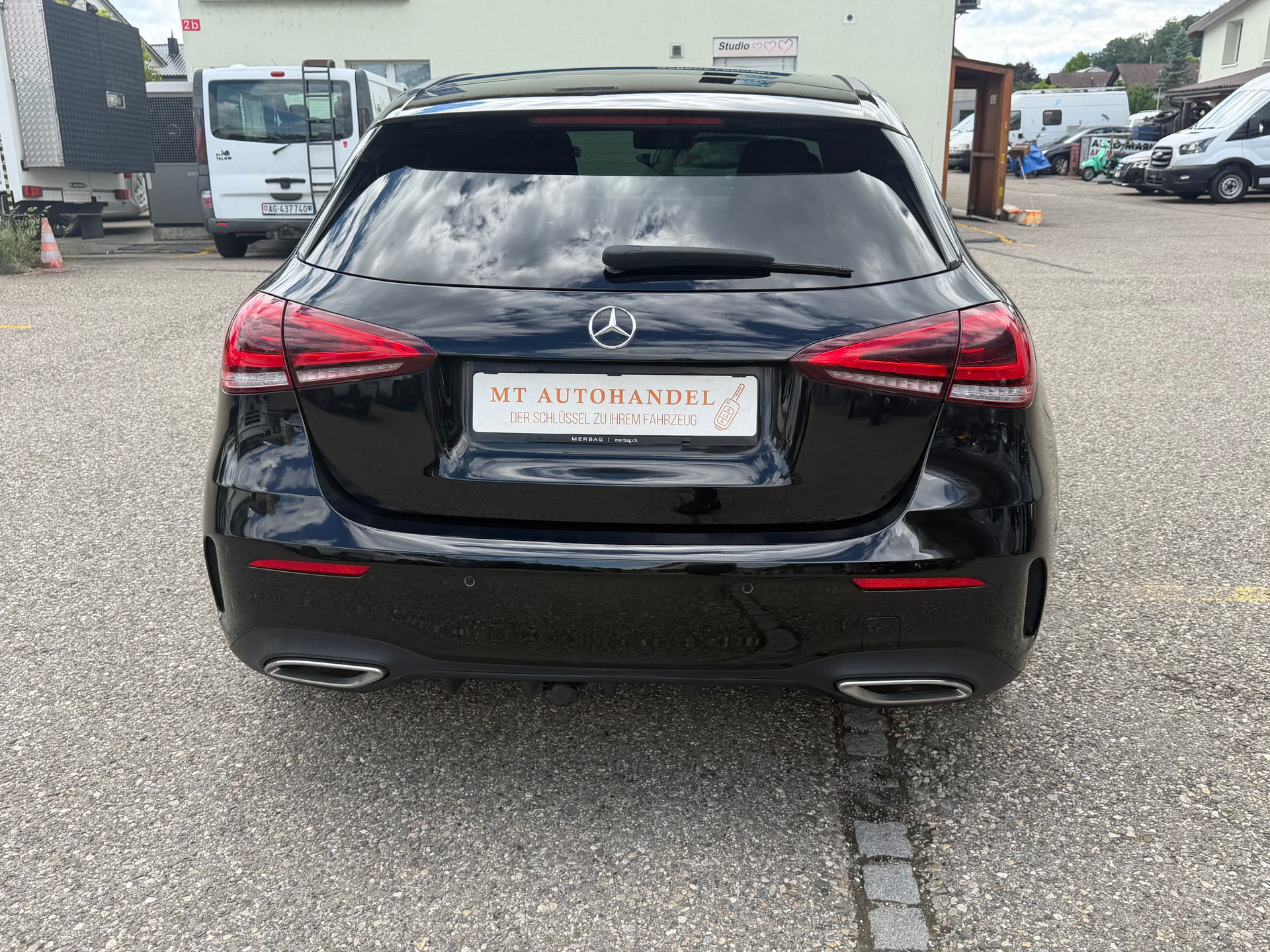 MERCEDES-BENZ A 180 Night Star AMG Line 7G-DCT-image-5