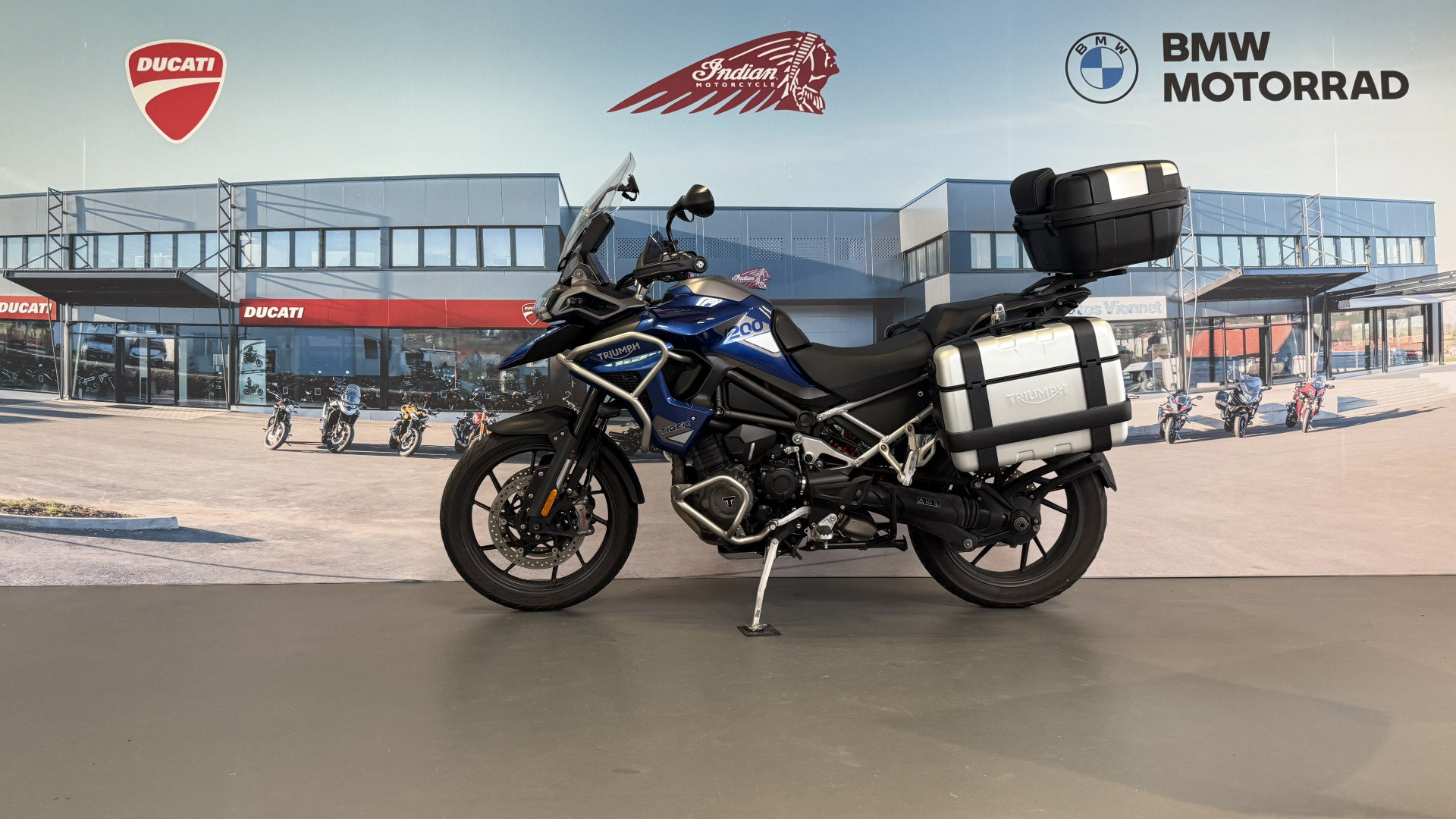 TRIUMPH Tiger 1200 GT Pro-image-2