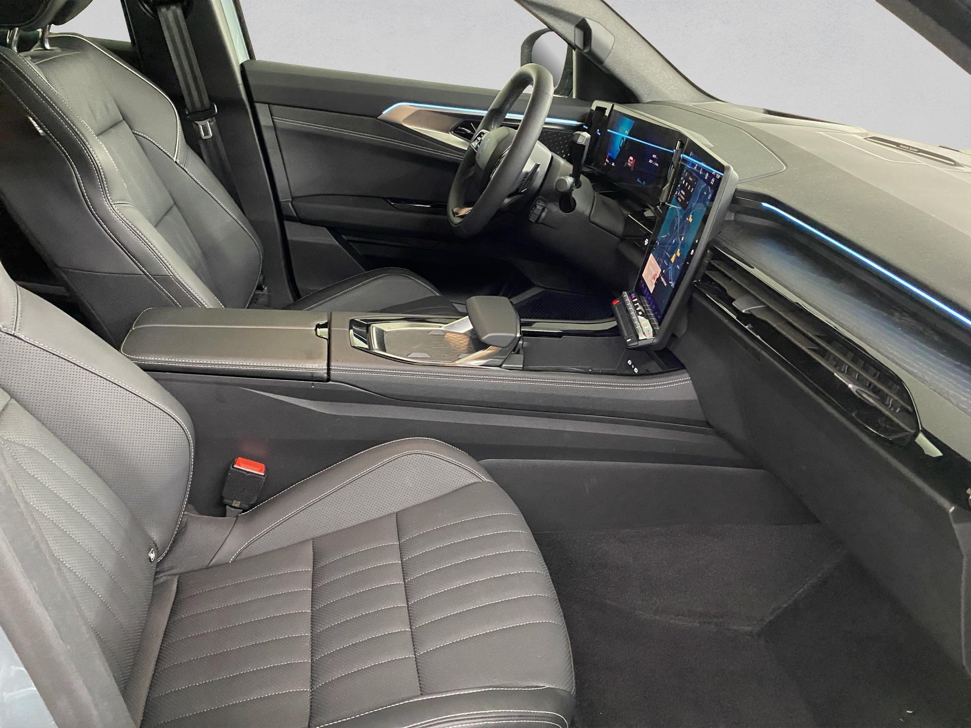 RENAULT Espace 1.2 E-Tech 200 Iconic 5-Sitze-image-15
