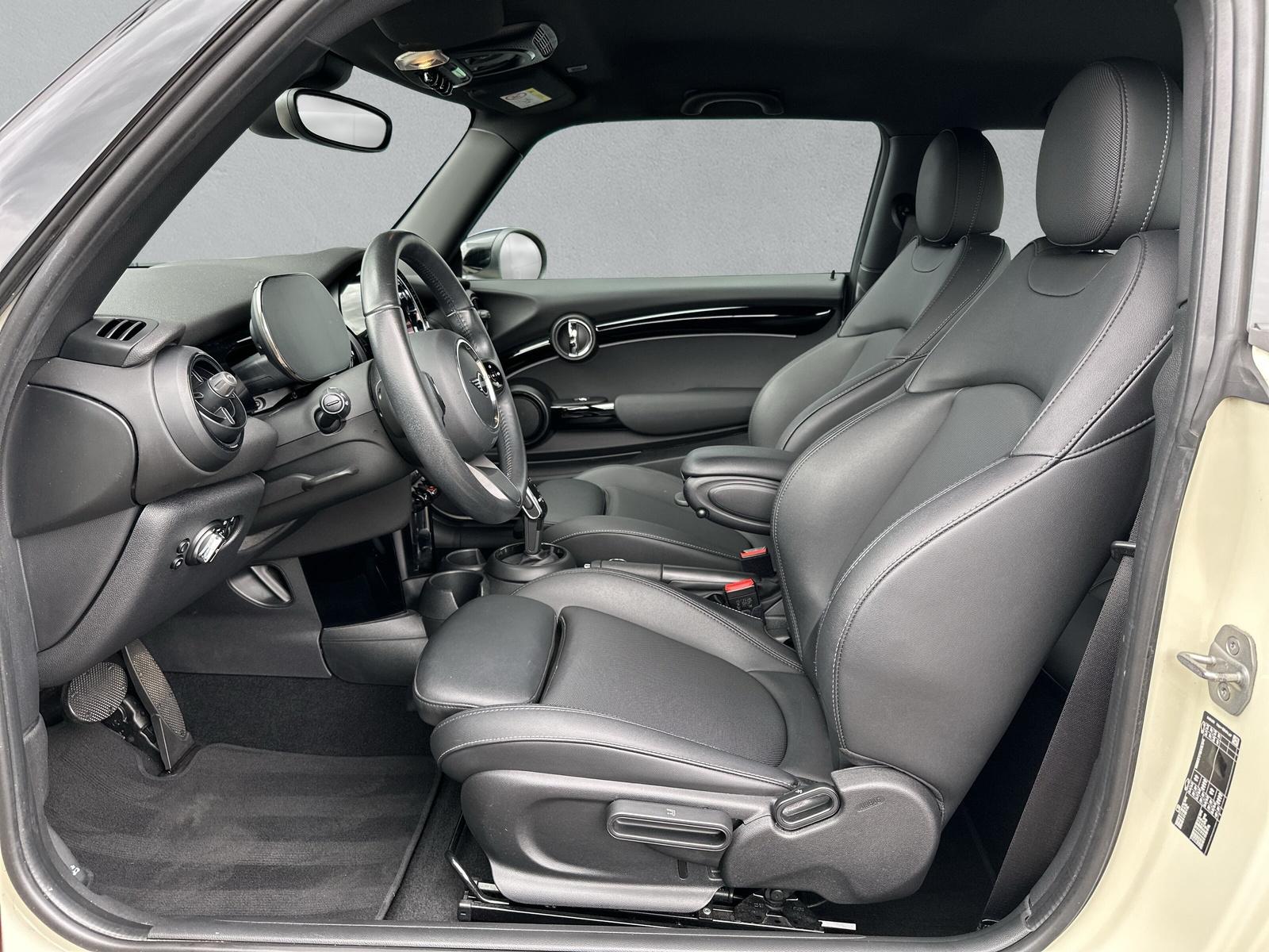 MINI Cooper Classic Trim F56 1.5i (CH)-image-11