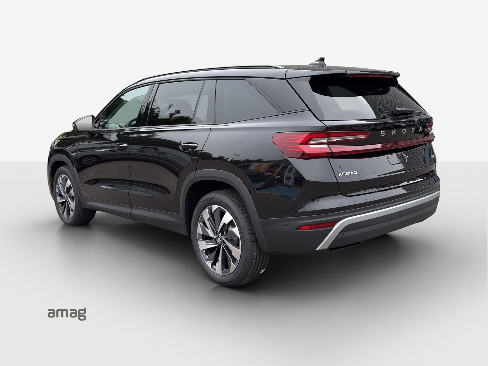 SKODA Kodiaq 2.0 TSI Selection 4x4-showroom-element-2