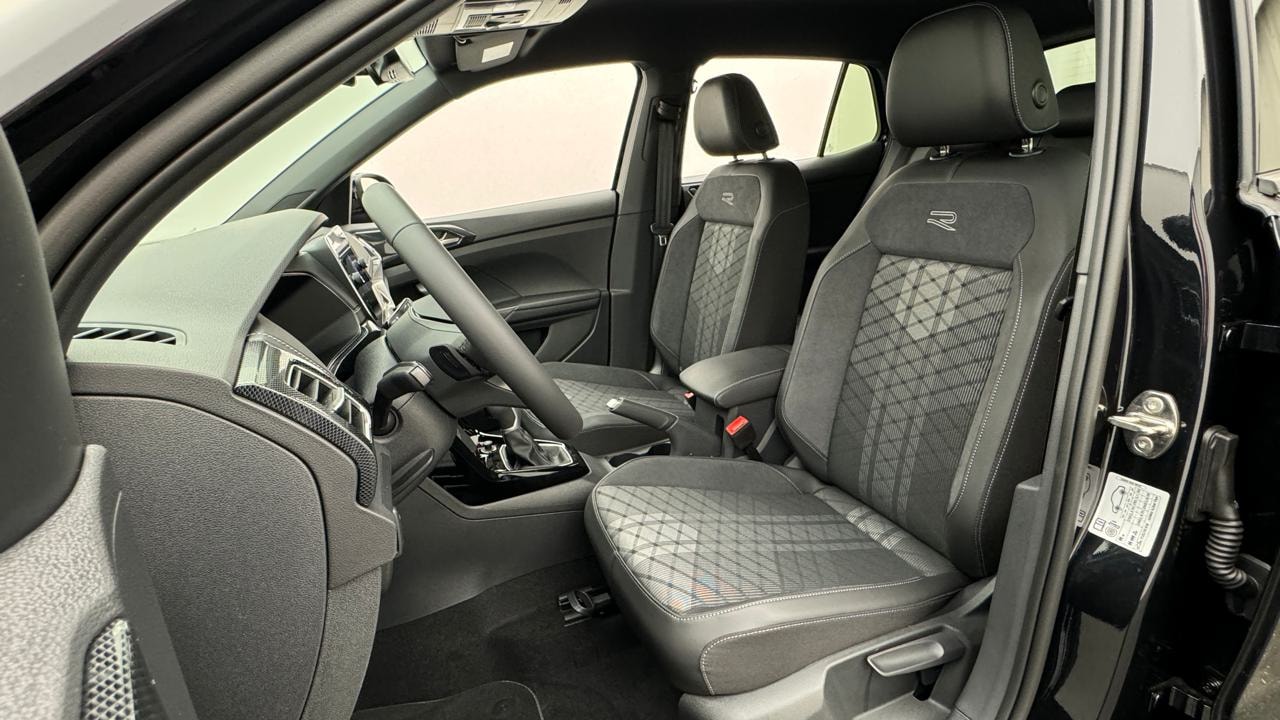 VW T-Cross 1.5 TSI EVO ACT R-Line DSG-image-4