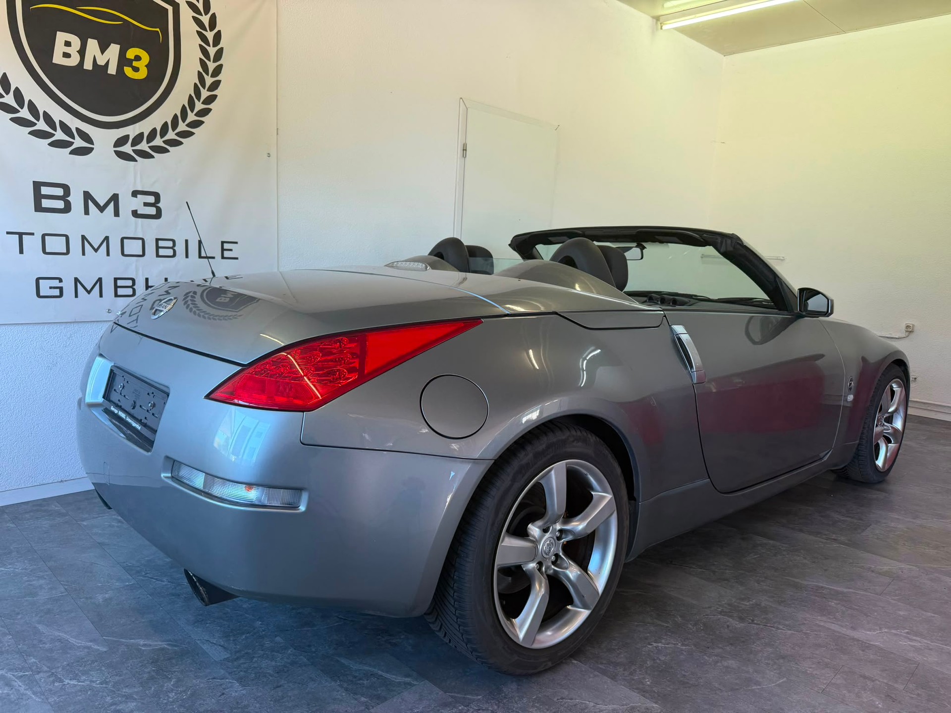 NISSAN 350 Z Roadster-image-5
