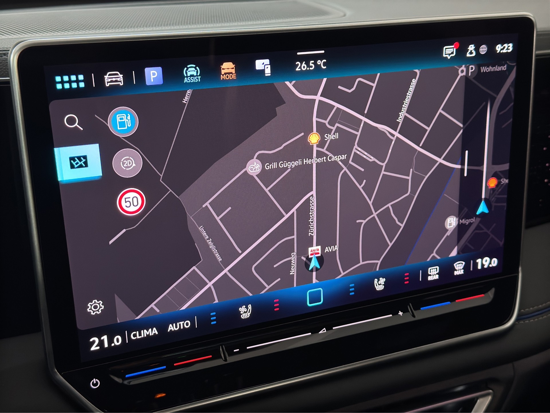 VW Tiguan 2.0 TSI DSG R-Line 4M. "AHK-Leder Varenna-Pano-360°Kam.-Black Style"-image-15
