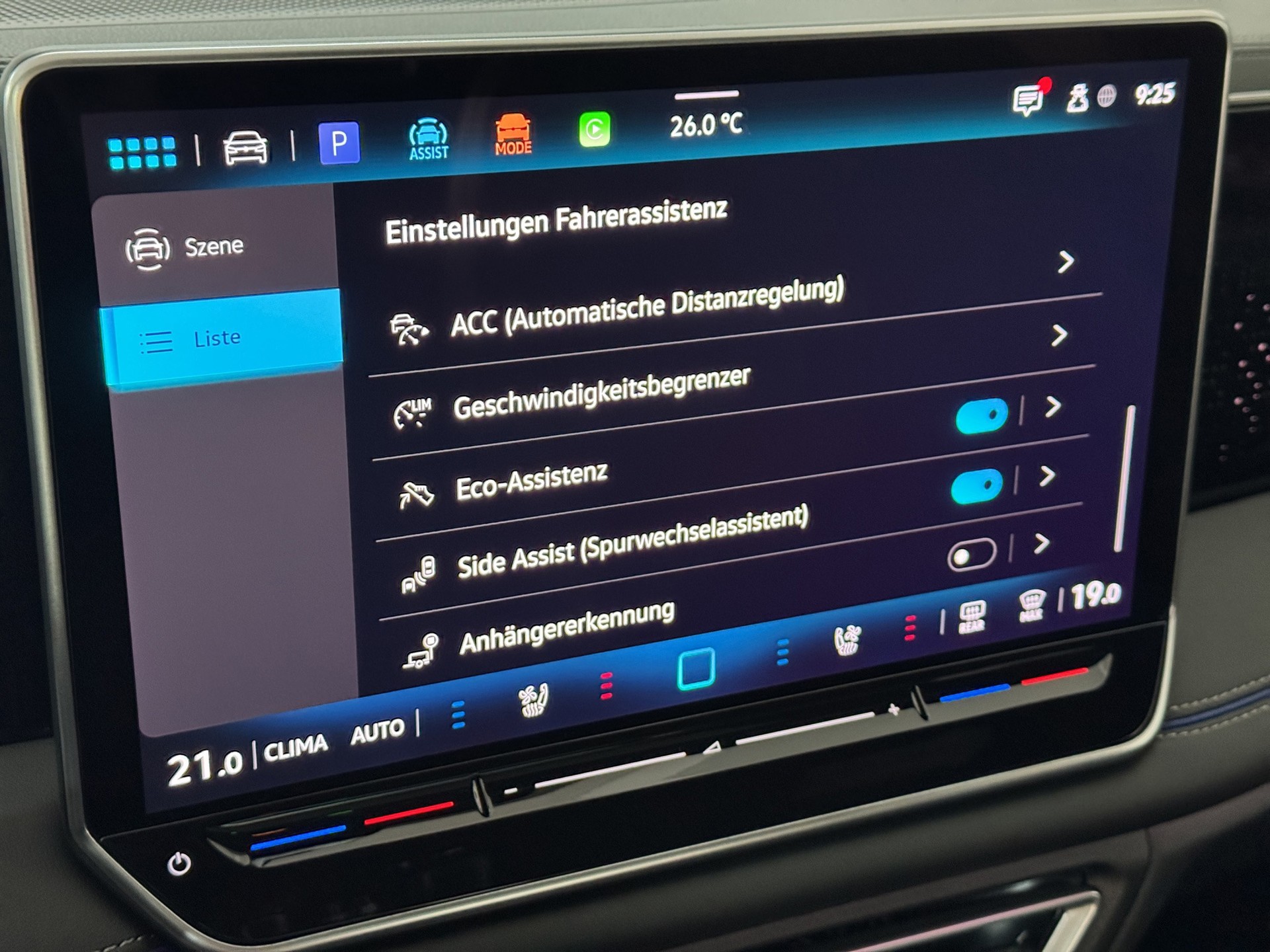 VW Tiguan 2.0 TSI DSG R-Line 4M. "AHK-Leder Varenna-Pano-360°Kam.-Black Style"-image-22