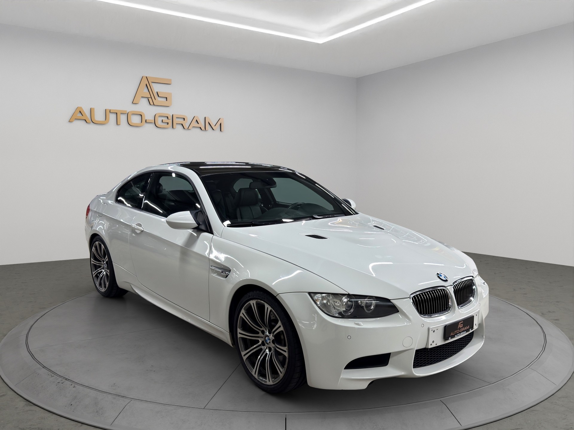 BMW M3 Coupé-image-5