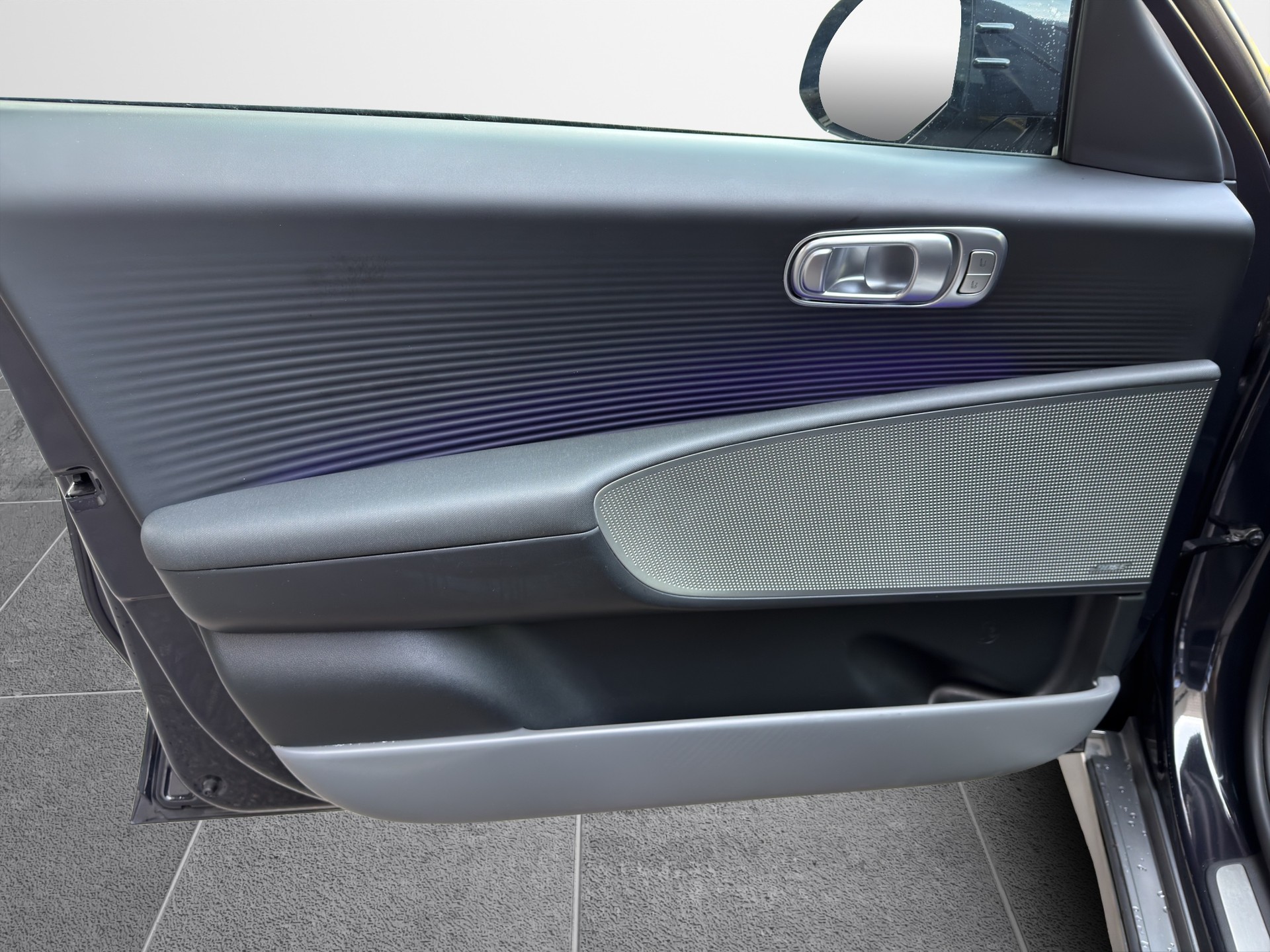 HYUNDAI Ioniq 6 - Launch Edition 4WD-image-9