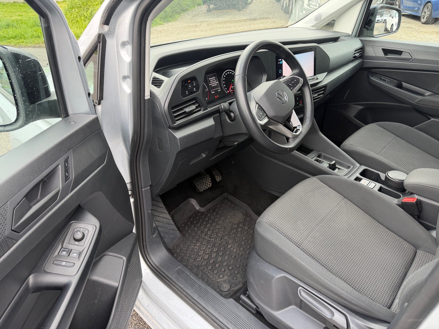 VW Caddy 2.0 TDI Wohnmobile-image-7