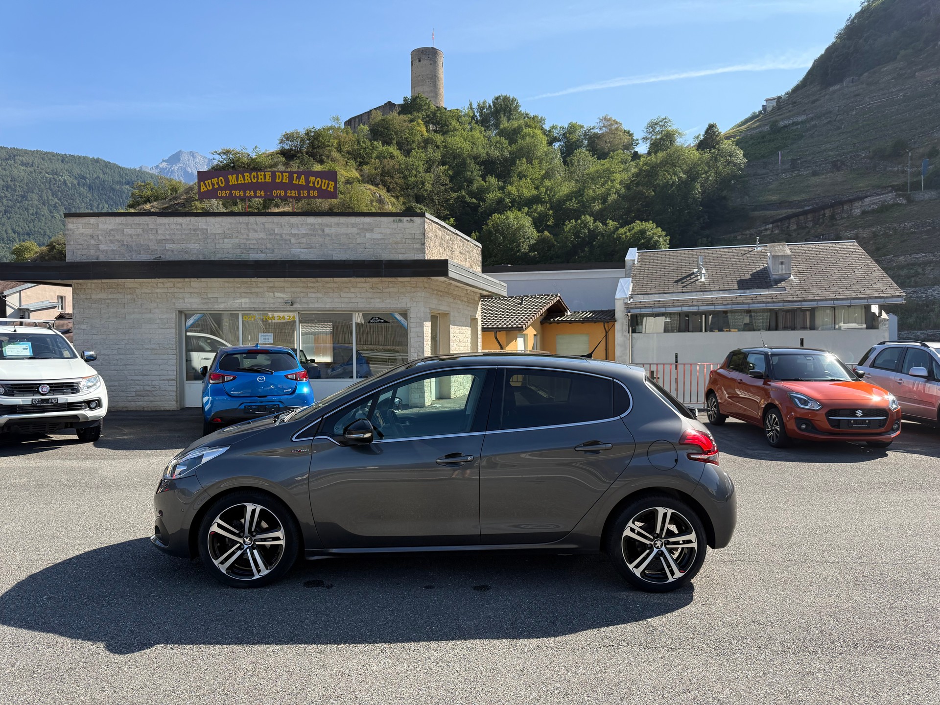 PEUGEOT 208 1.2 PureTech GT Line