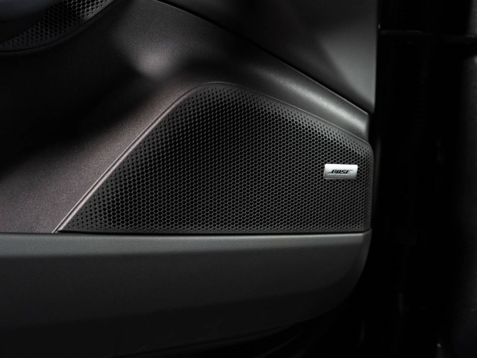 PORSCHE Macan 4S-image-9