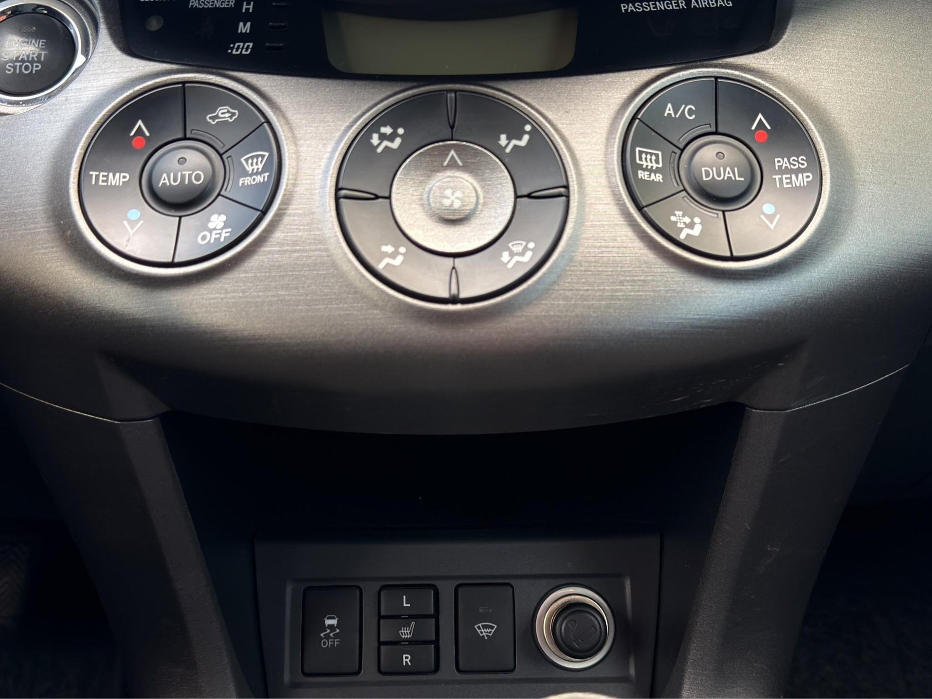 TOYOTA RAV4 2.0i VMa Style MdS-image-11
