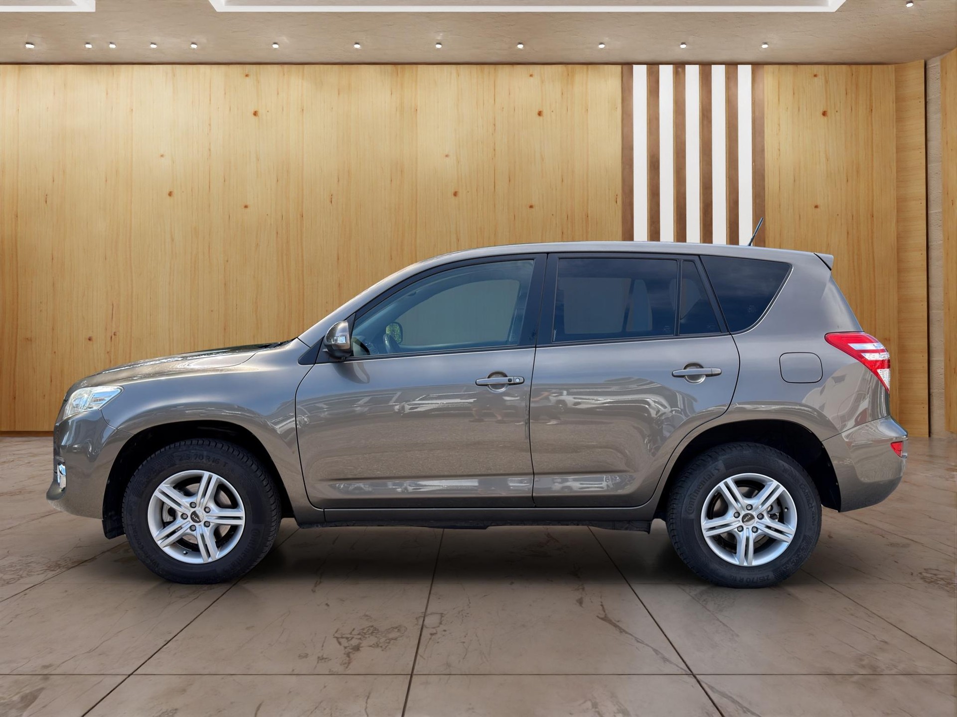 TOYOTA RAV4 2.0i VMa Style MdS-showroom-element-2