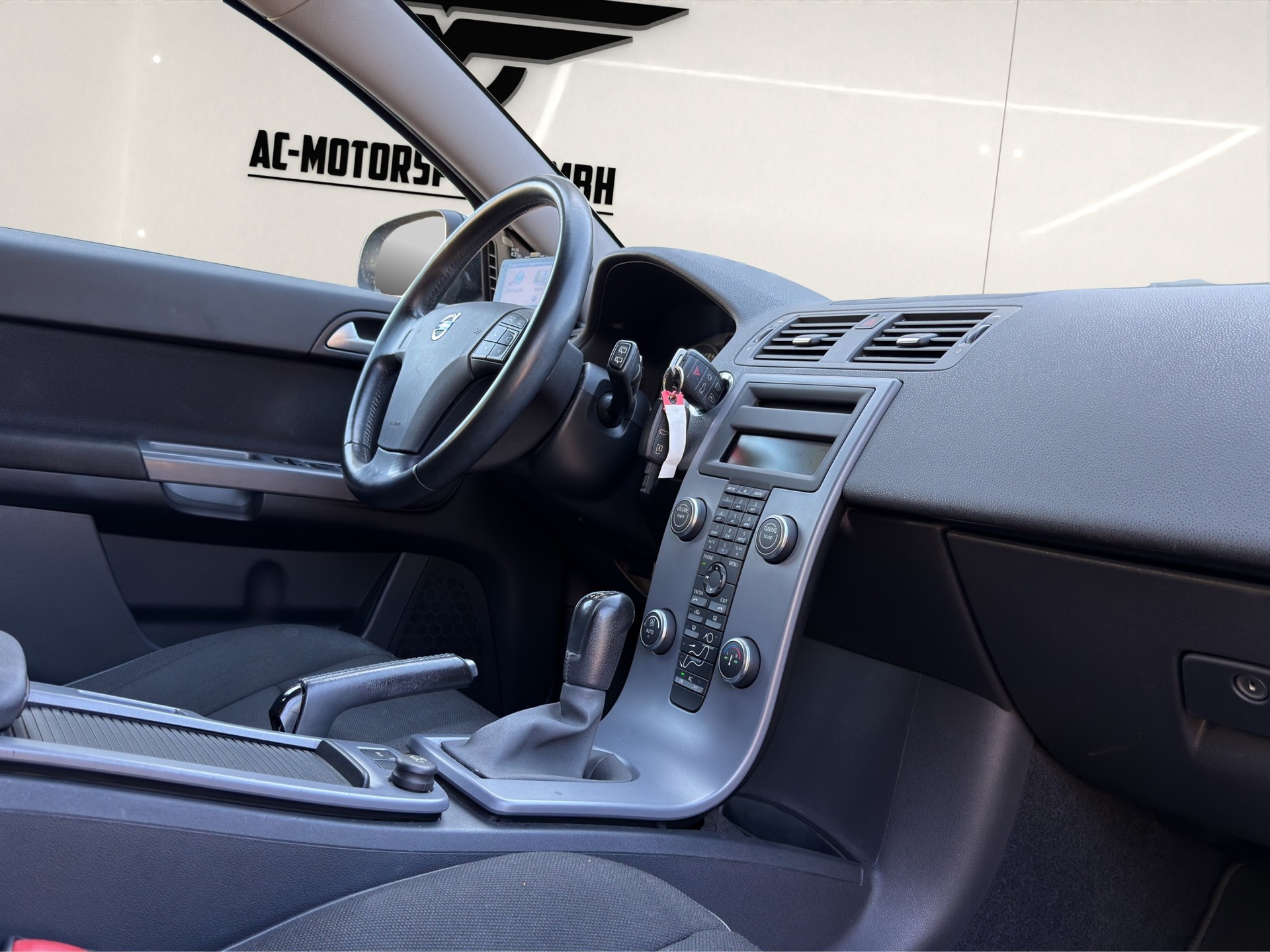 VOLVO V50 1.6 Kinetic-image-15