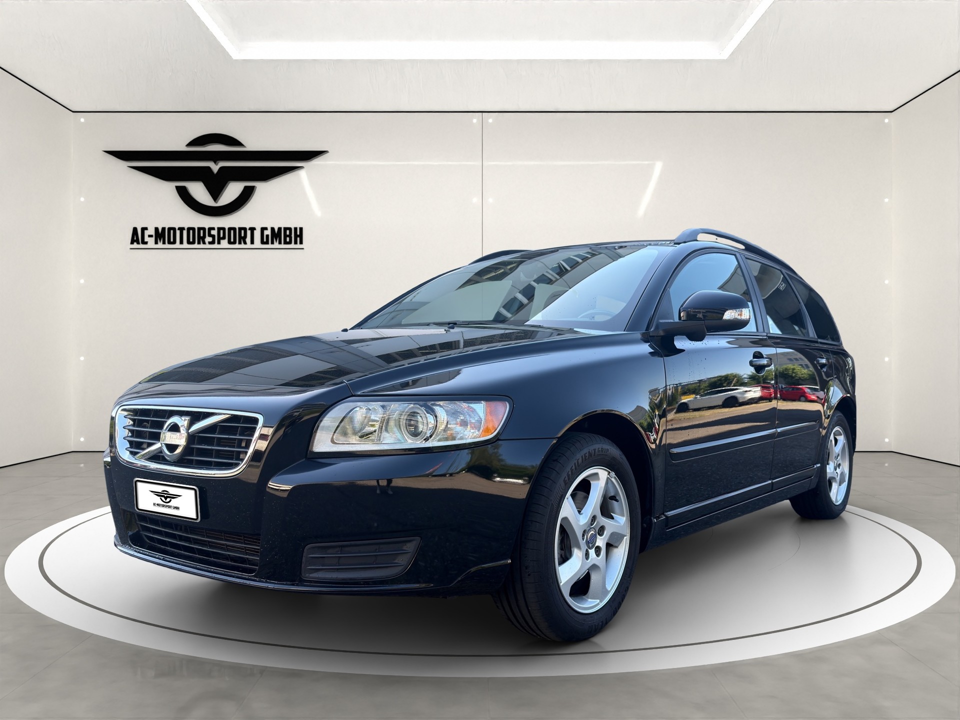 VOLVO V50 1.6 Kinetic