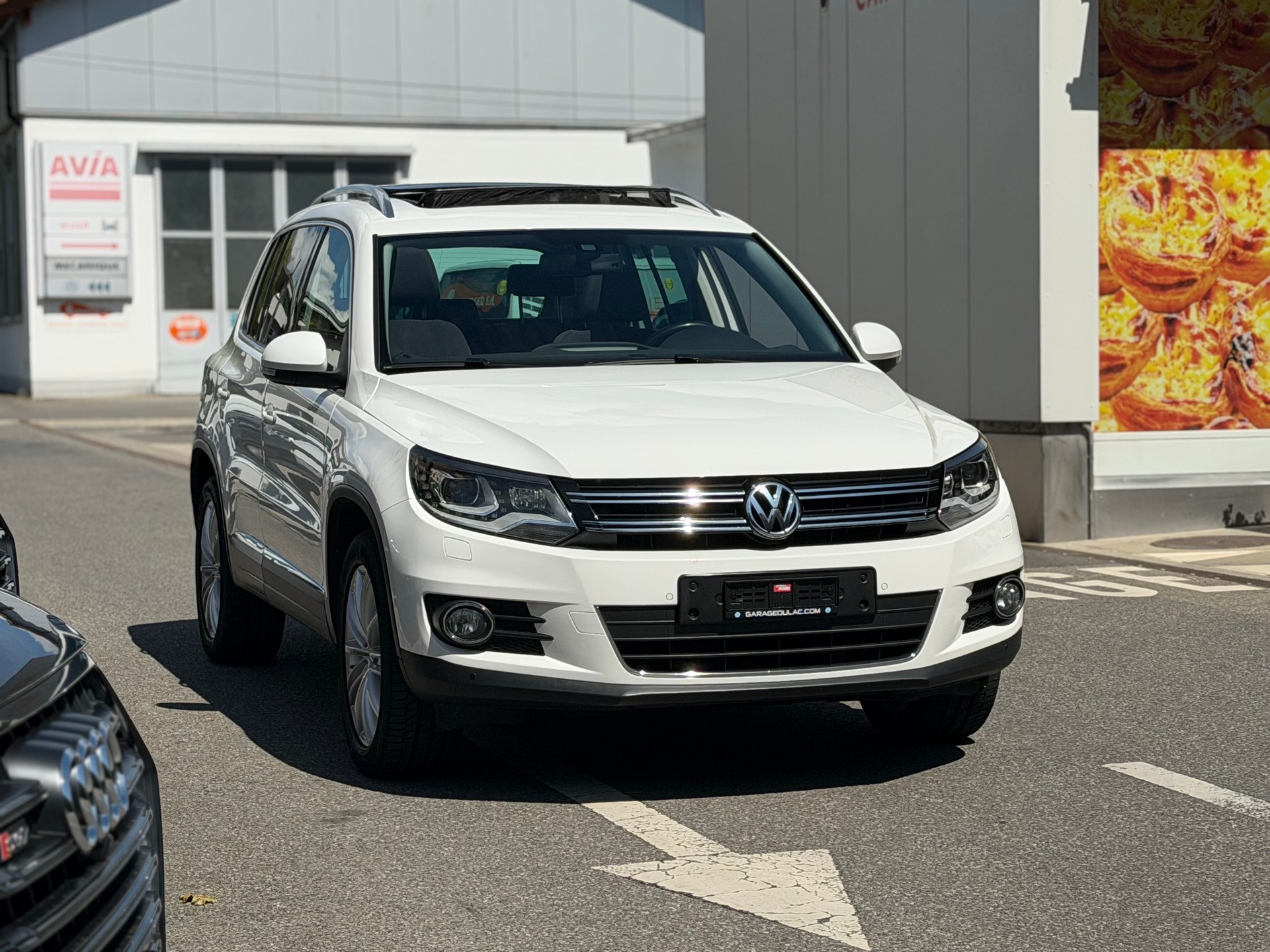 VW Tiguan 2.0 TDI BlueMotion Sport&Style 4Motion CROCHET D'ATTELAGE-showroom-element-2