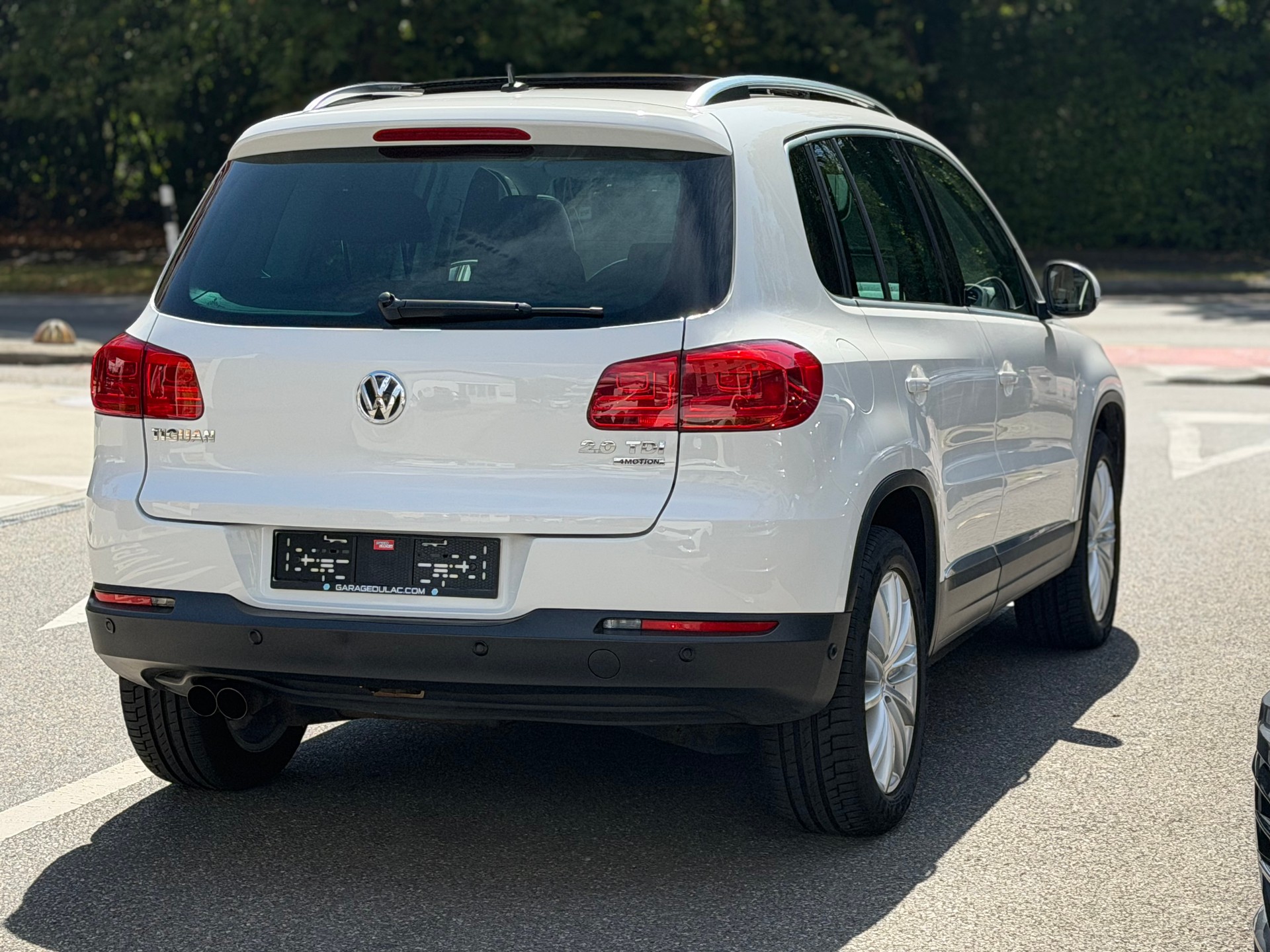 VW Tiguan 2.0 TDI BlueMotion Sport&Style 4Motion CROCHET D'ATTELAGE-image-6