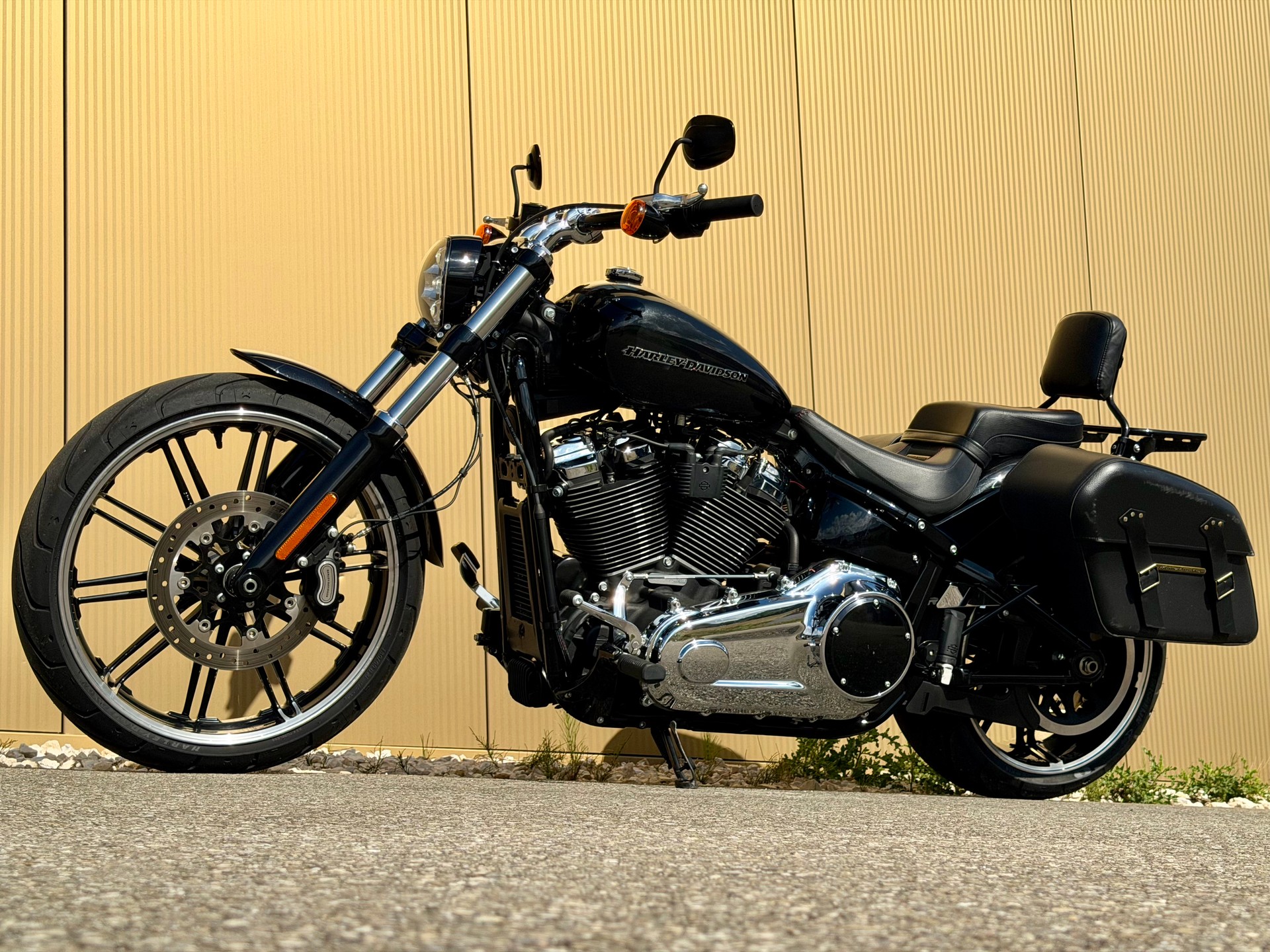 HARLEY-DAVIDSON FXBR Breakout 107 ABS-image-9