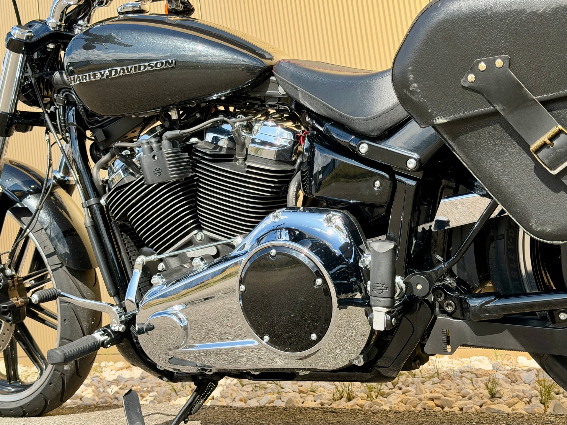 HARLEY-DAVIDSON FXBR Breakout 107 ABS-image-13