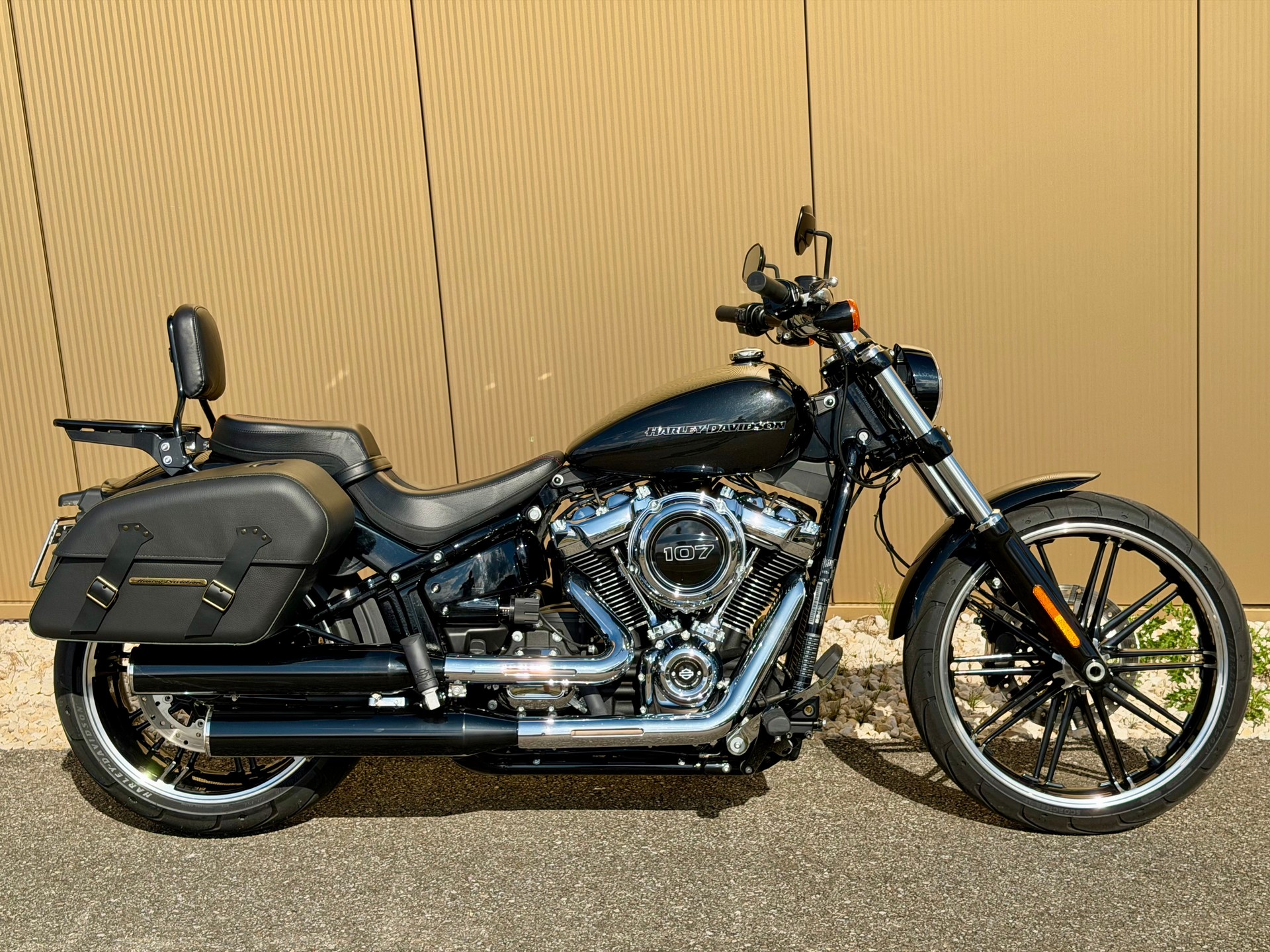 HARLEY-DAVIDSON FXBR Breakout 107 ABS-showroom-element-3