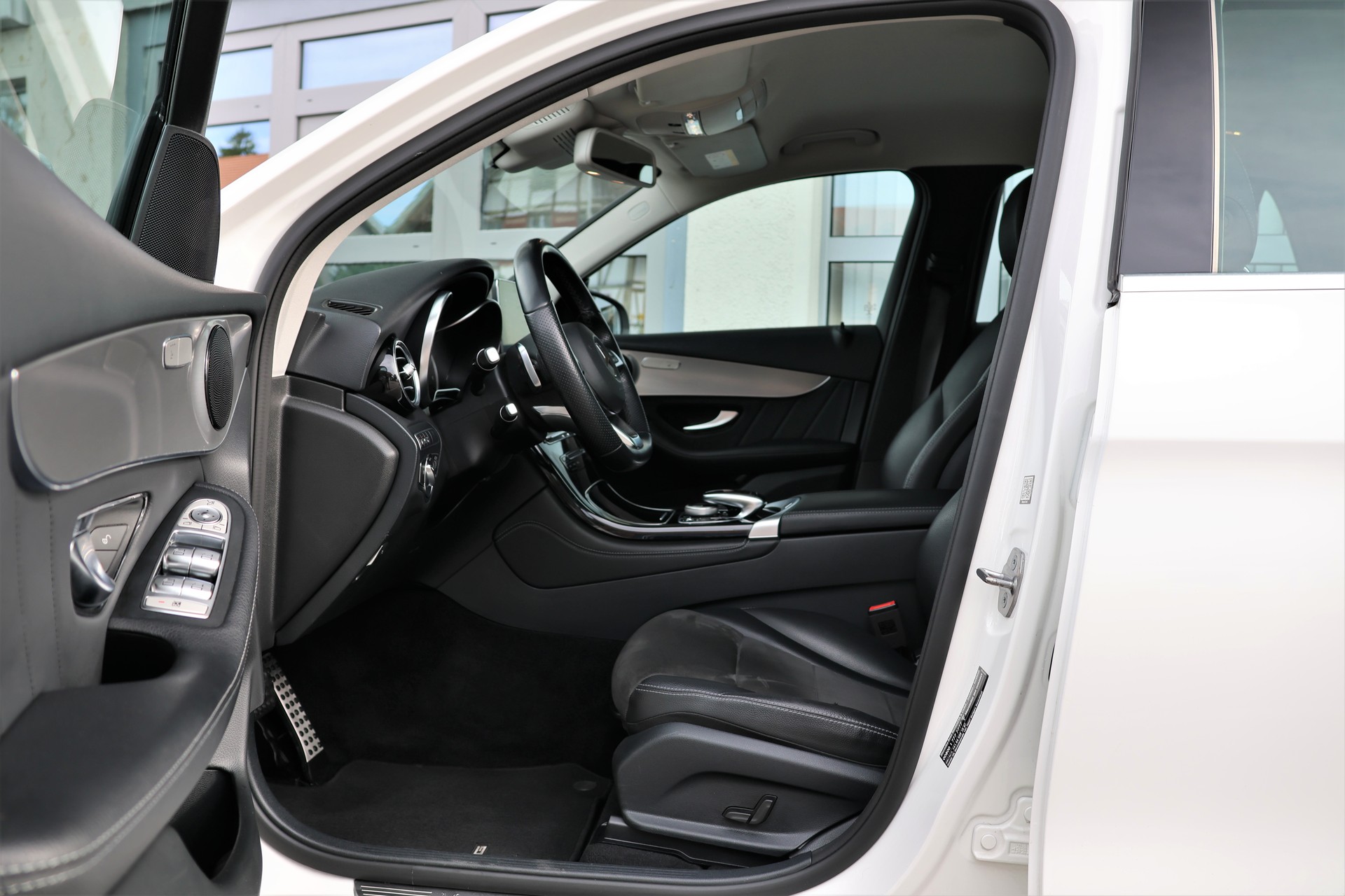 MERCEDES-BENZ GLC 250 d Exclusive 4Matic 9G-Tronic (CH)-image-8