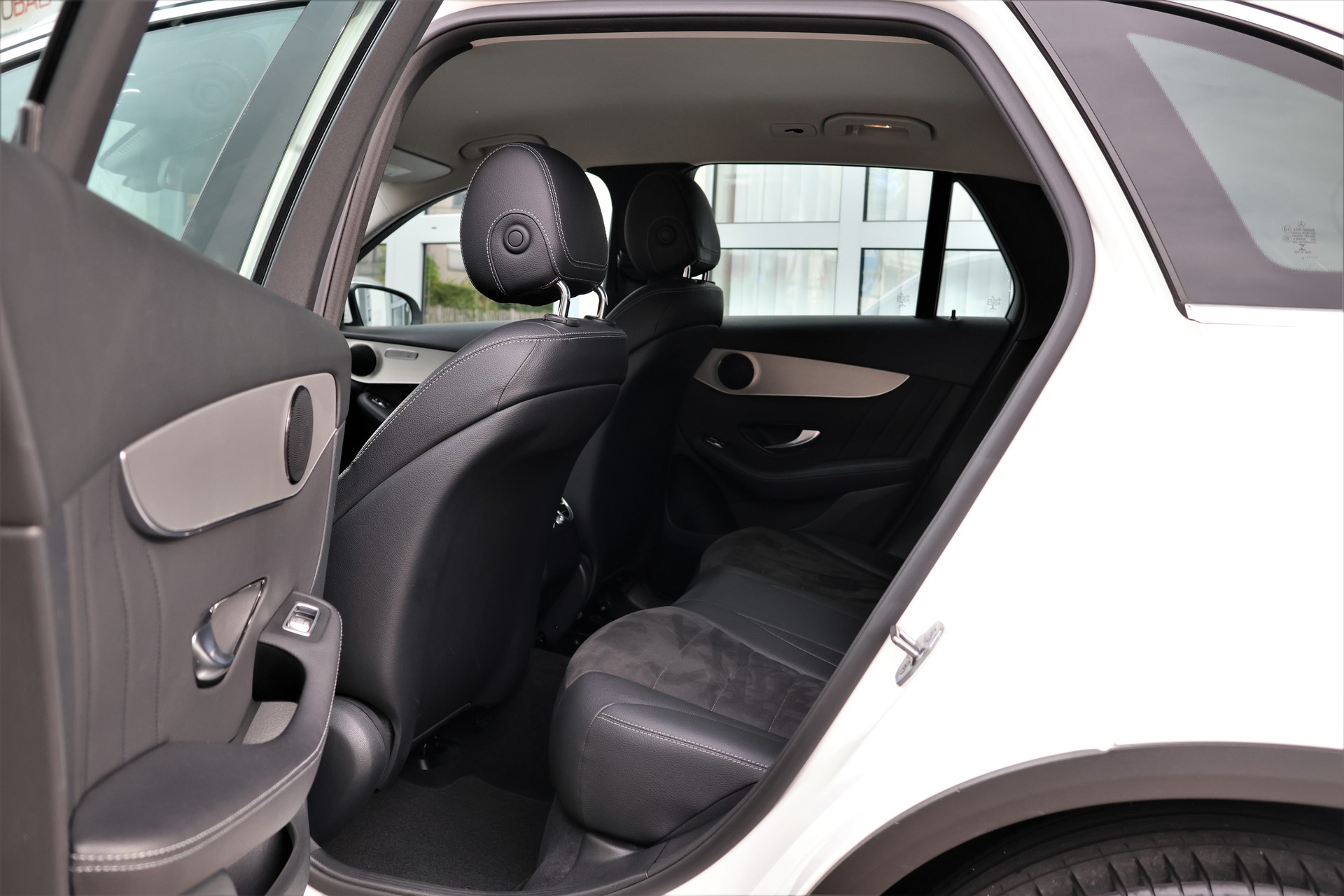 MERCEDES-BENZ GLC 250 d Exclusive 4Matic 9G-Tronic (CH)-image-11