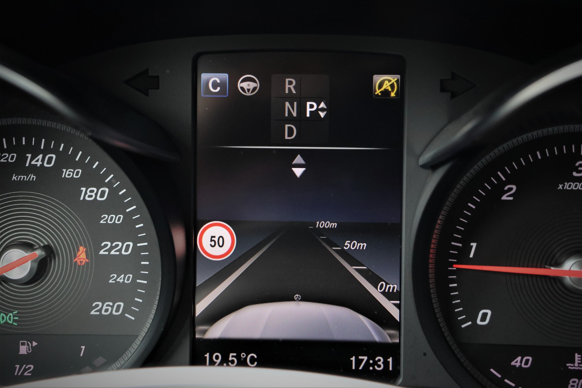 MERCEDES-BENZ GLC 250 d Exclusive 4Matic 9G-Tronic (CH)-image-25