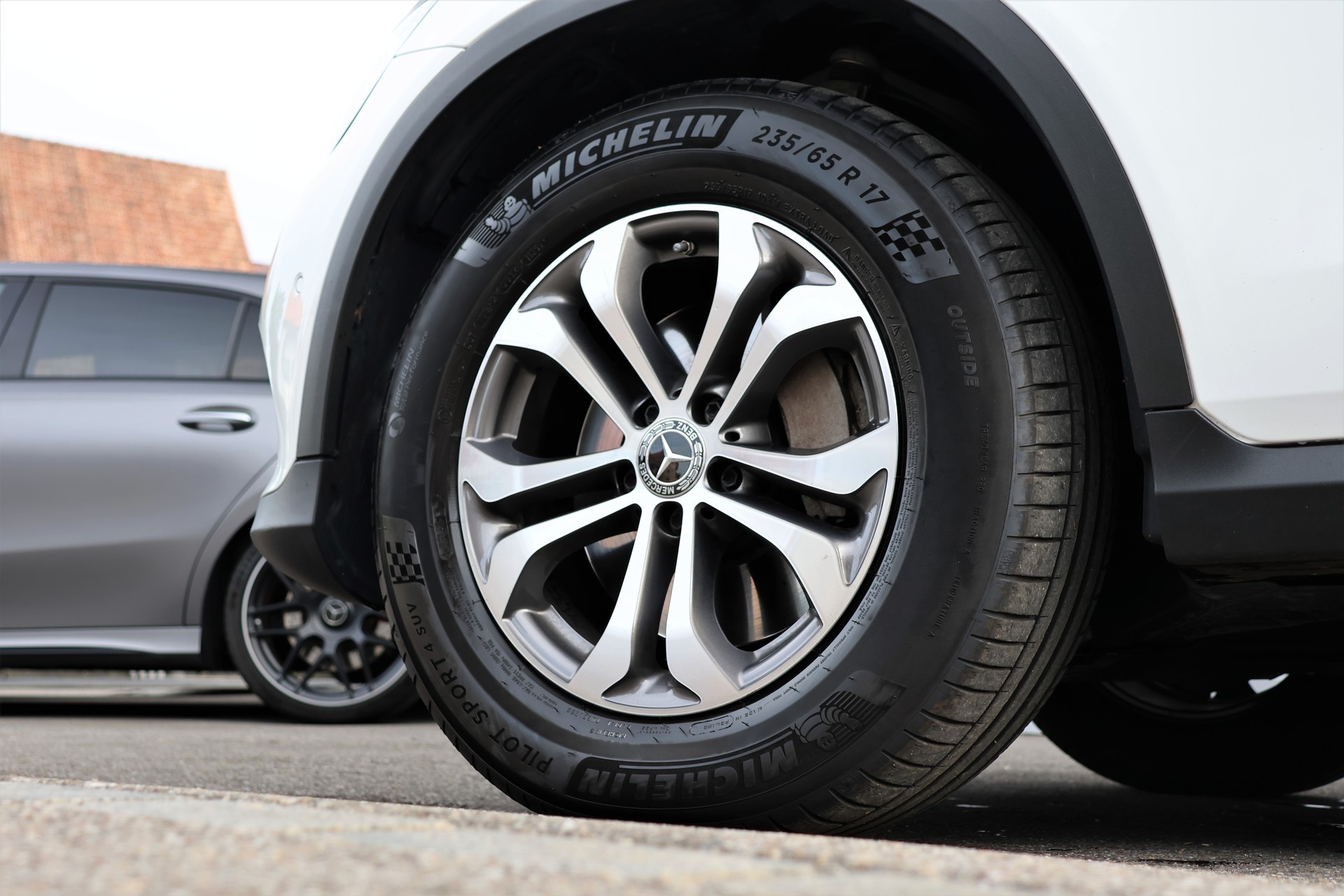 MERCEDES-BENZ GLC 250 d Exclusive 4Matic 9G-Tronic (CH)-image-7
