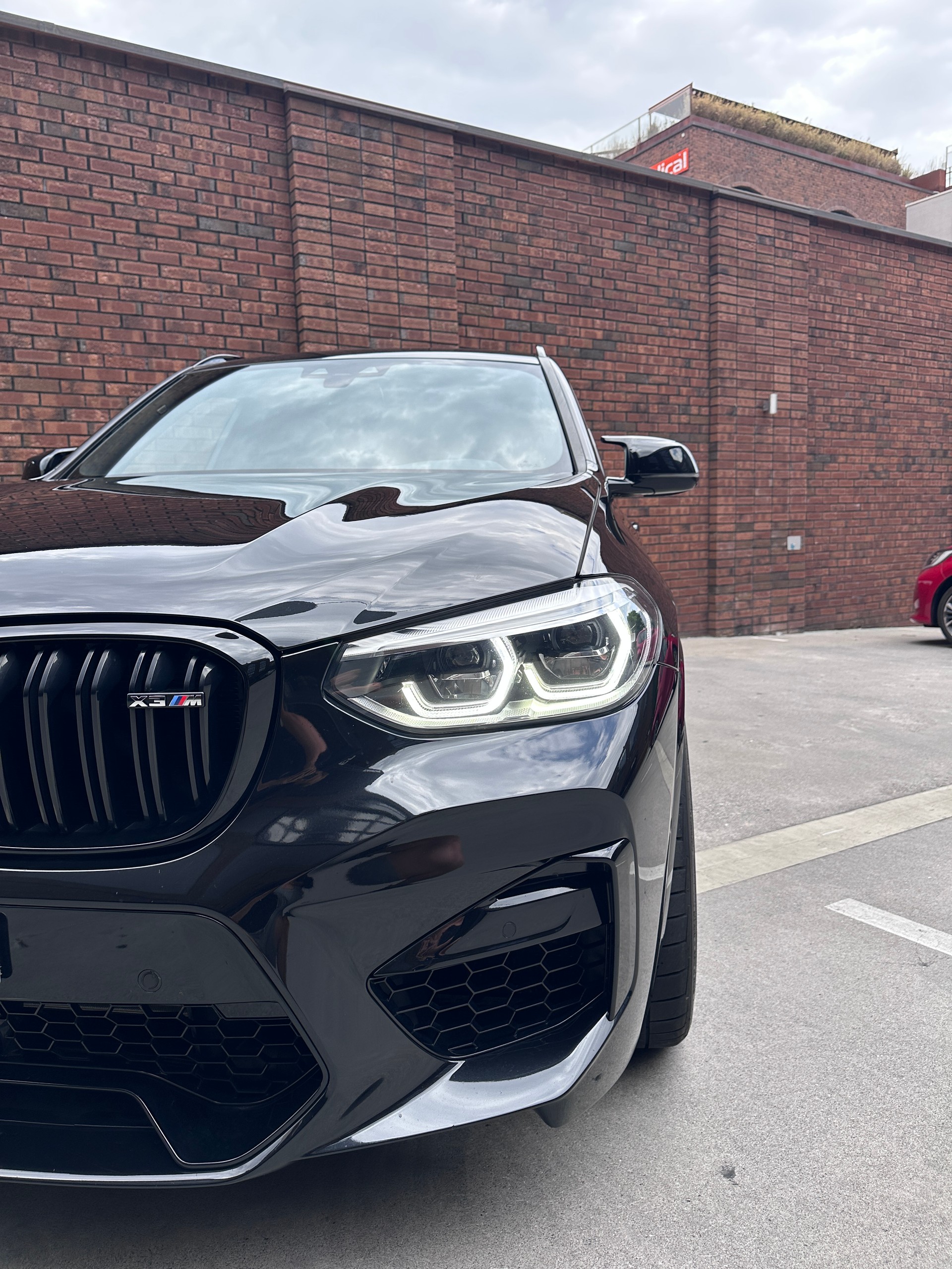 BMW M Competition-image-1
